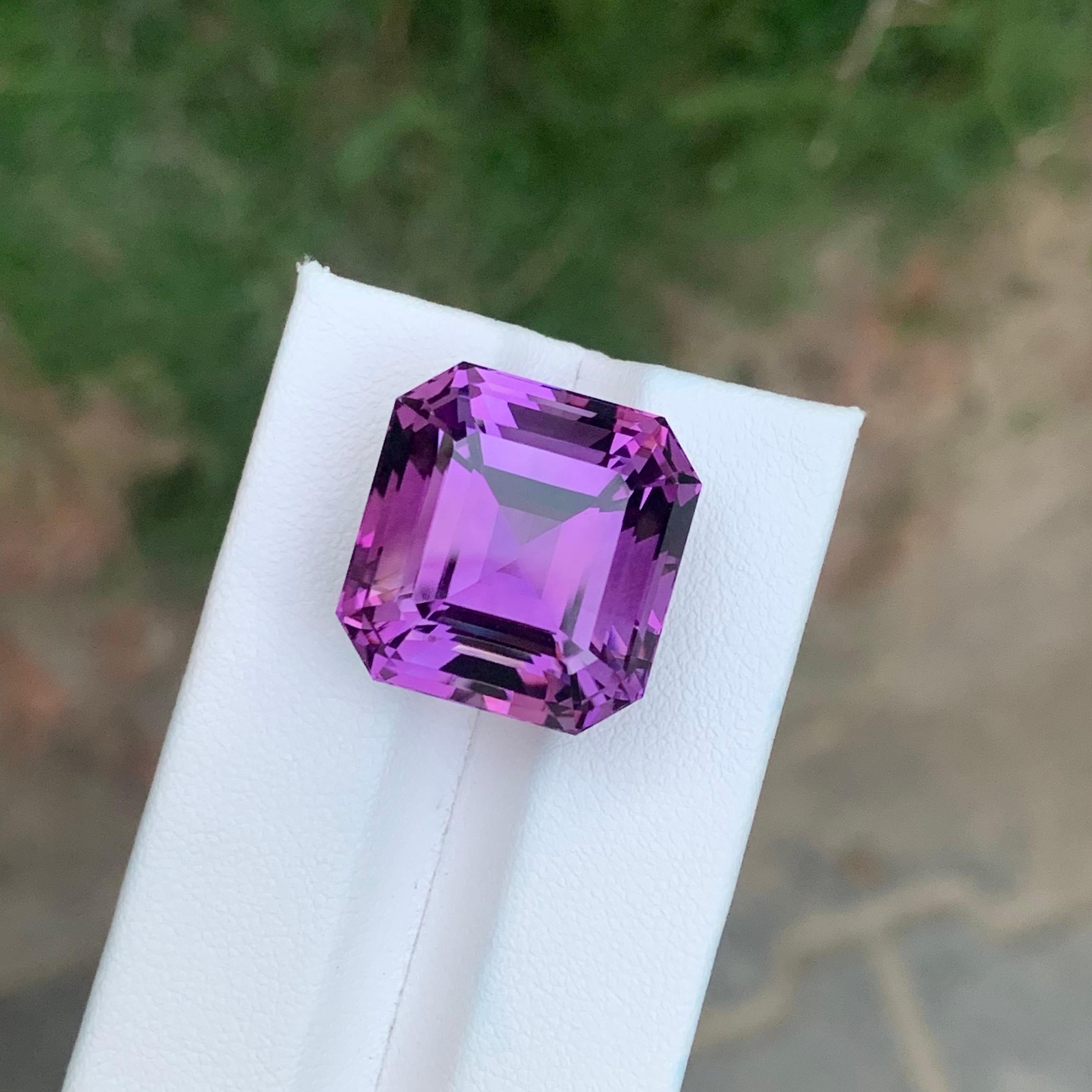 30.40 Carat Natural Loose Amethyst Octagon Shape Gemstone For Sale 5