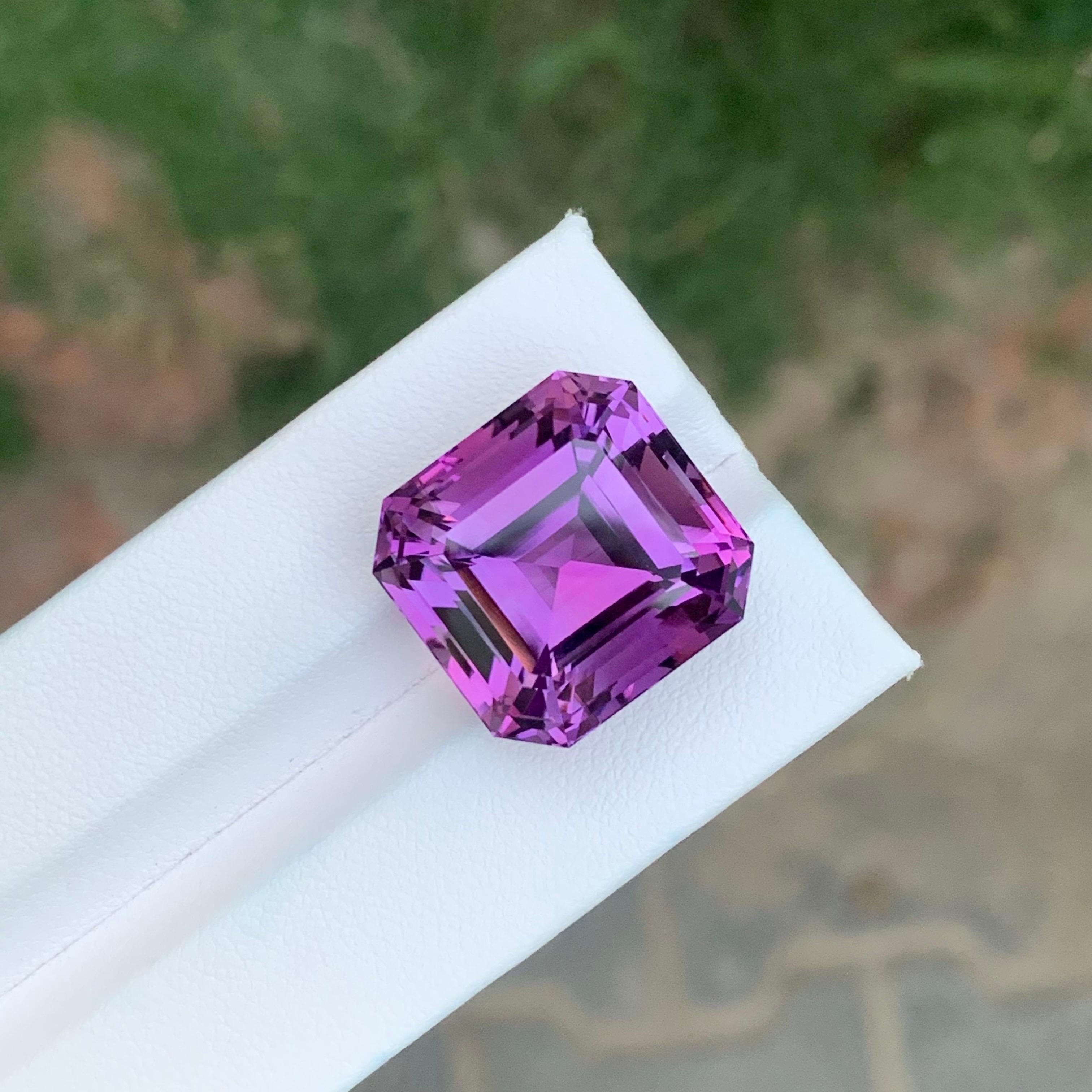 30.40 Carat Natural Loose Amethyst Octagon Shape Gemstone For Sale 7