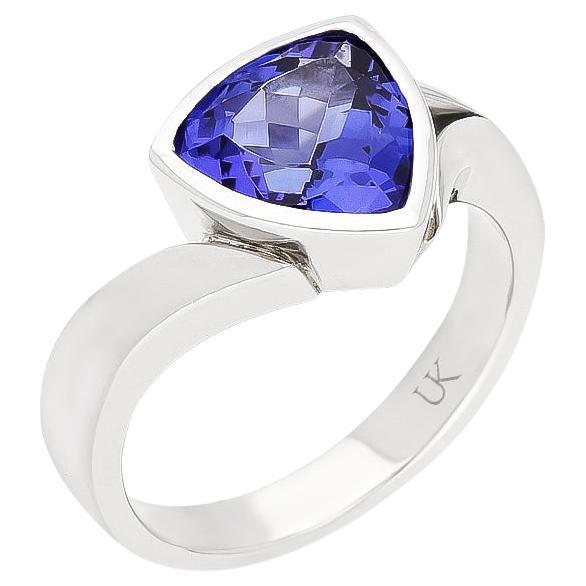 Customizable 3.04ct AAA vB Trilliant Cut Tanzanite Platinum Dress