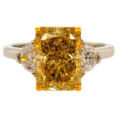 3.04ct Fancy Light Brownish Yellow Radiant VS1 GIA Ring