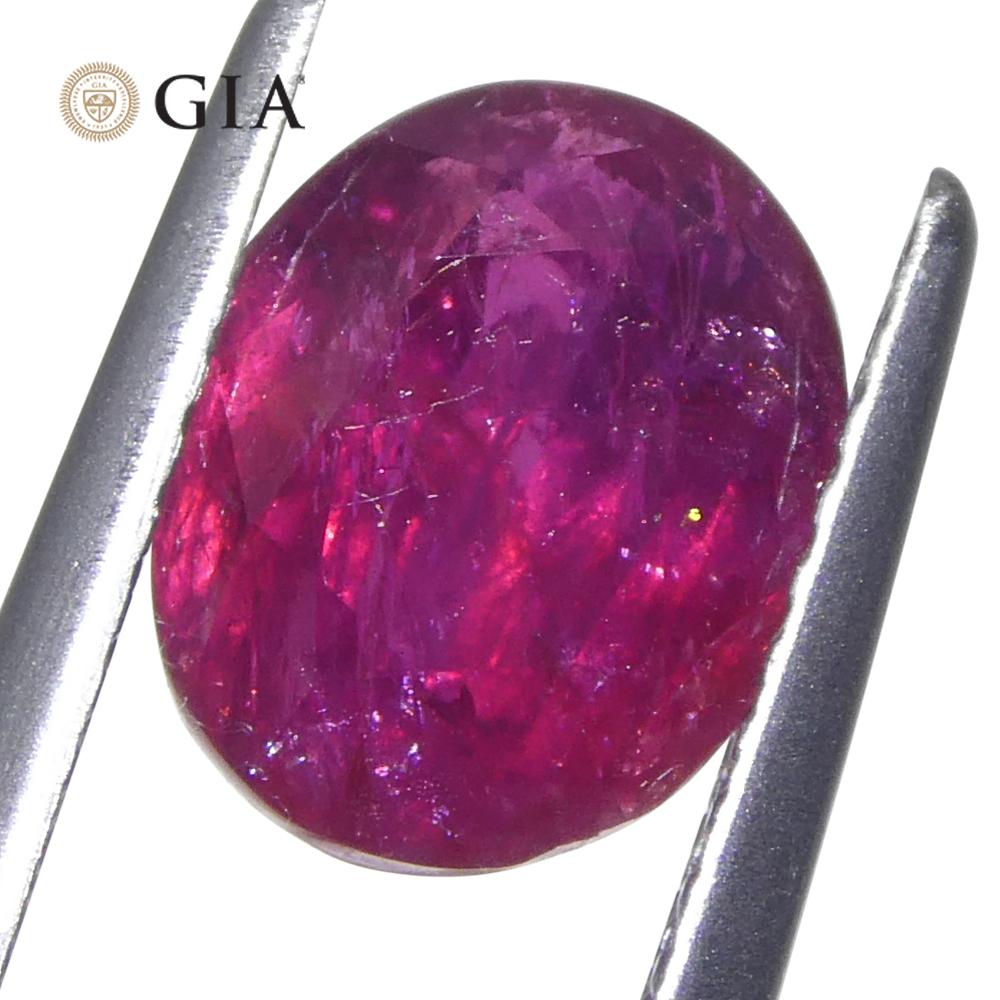 Rubino ovale rosso violaceo 3,04ct GIA certificato Afghanistan non riscaldato In condizioni Nuovo in vendita a Toronto, Ontario