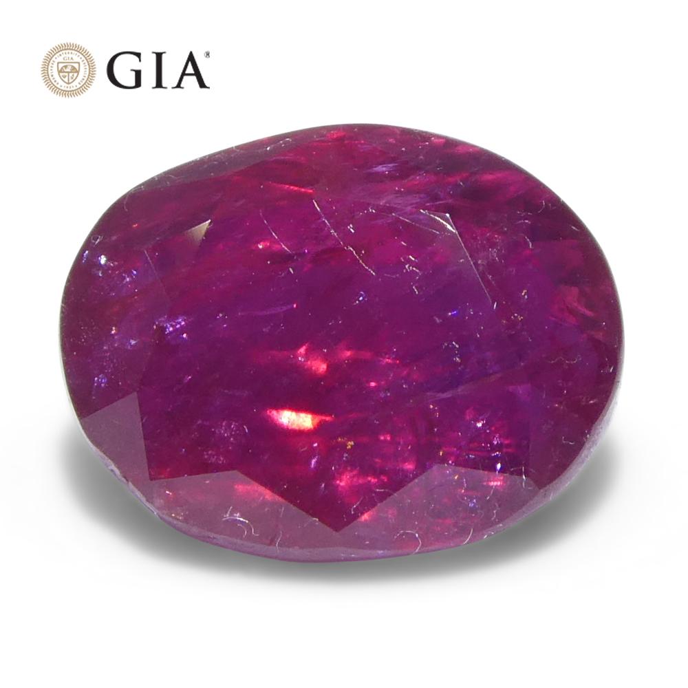 Rubino ovale rosso violaceo 3,04ct GIA certificato Afghanistan non riscaldato in vendita 1