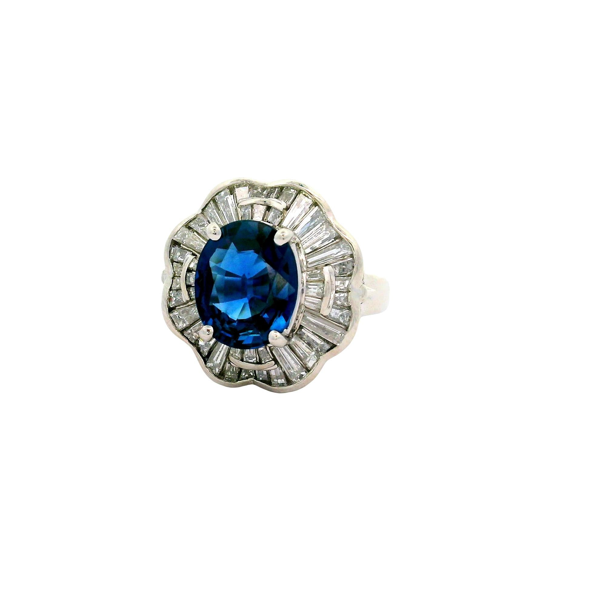 3.05 Carat Blue Sapphire Diamond Platinum Ballerina Ring In Excellent Condition For Sale In Beverly Hills, CA