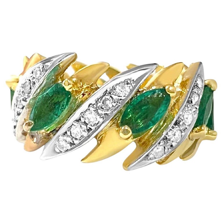 3.05 Carat Diamond and Emerald 14k Gold Modern Cocktail Ring For Sale ...