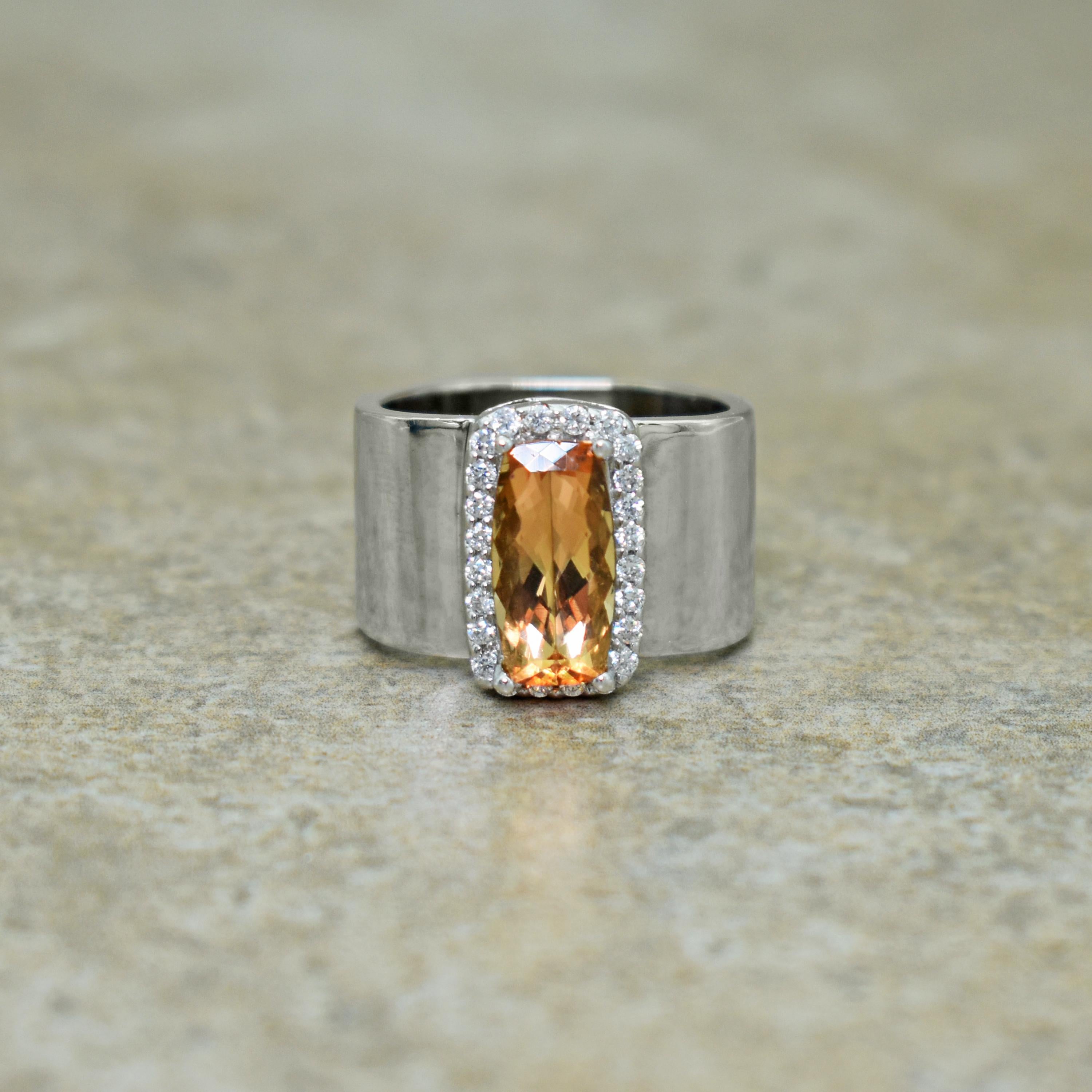 3,05 Karat Imperial Topas Diamant Halo 14 Karat Gold Cocktail-Ring im Zustand „Neu“ im Angebot in Naples, FL