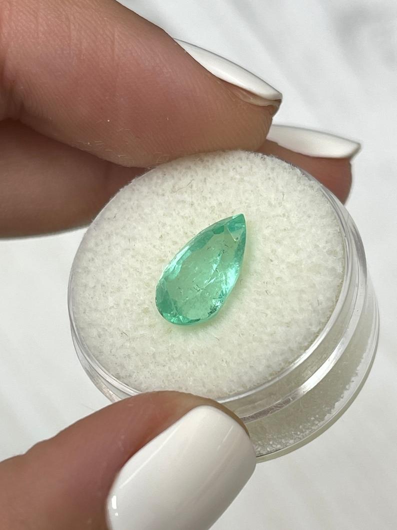 3.05 Carat Light Green Colombian Emerald - Pear Cut Teardrop May Birthstone Gems For Sale 2