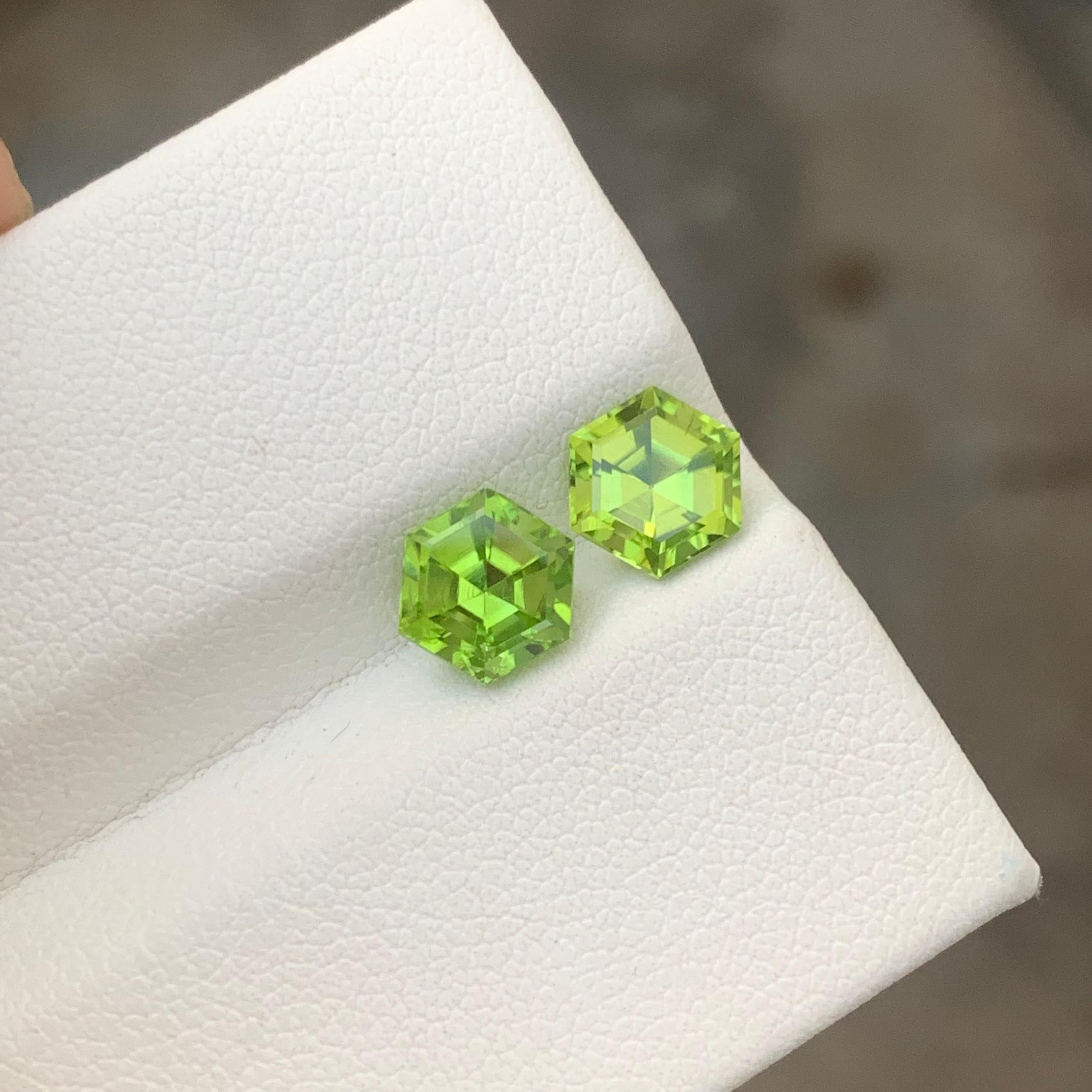 Arts and Crafts 3.05 Carat Natural Loose Apple Green Peridot Matching Pairs for Earrings Jewelry For Sale