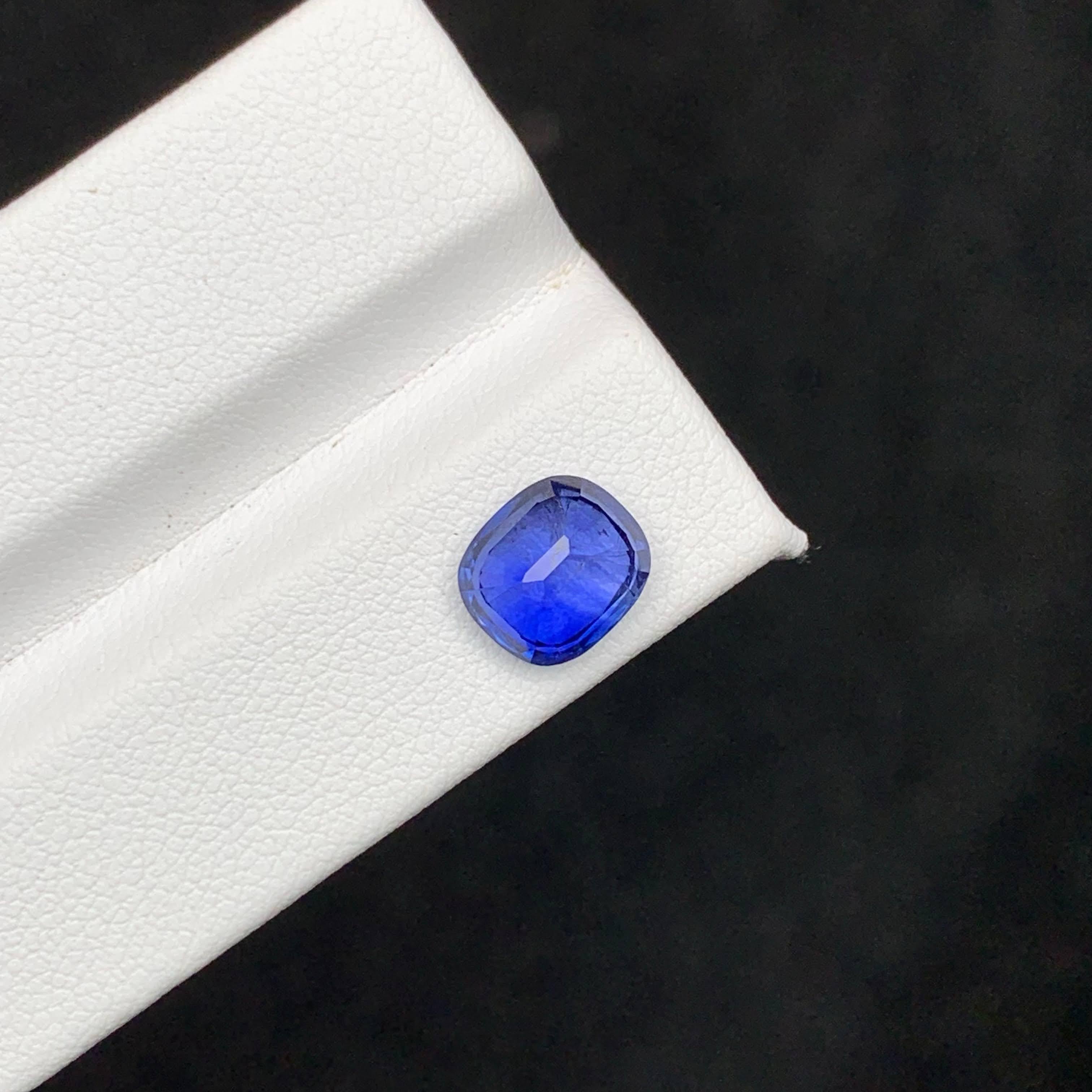 Taglio cuscino 3,05 Carati di Zaffiro Blu Naturale Sciolto Pietra Taglio Cuscino Gemma dello Sri Lanka in vendita