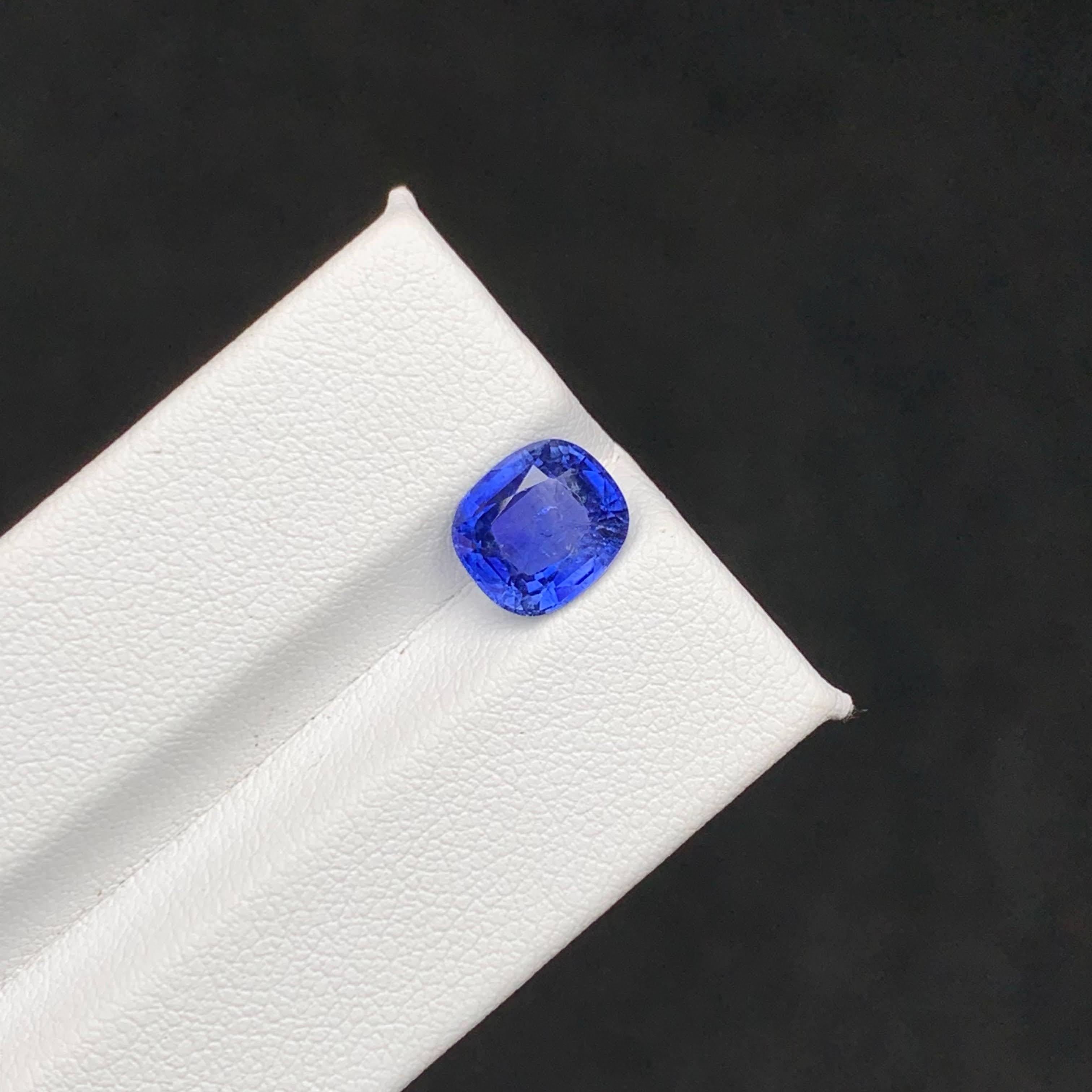 3,05 Carati di Zaffiro Blu Naturale Sciolto Pietra Taglio Cuscino Gemma dello Sri Lanka in vendita 2