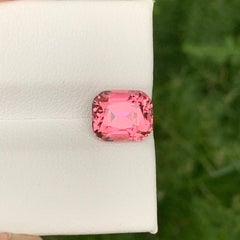 3.05 Karat Natürlicher loser Hot Pink Turmalin Cushion Cut Afghan Edelstein