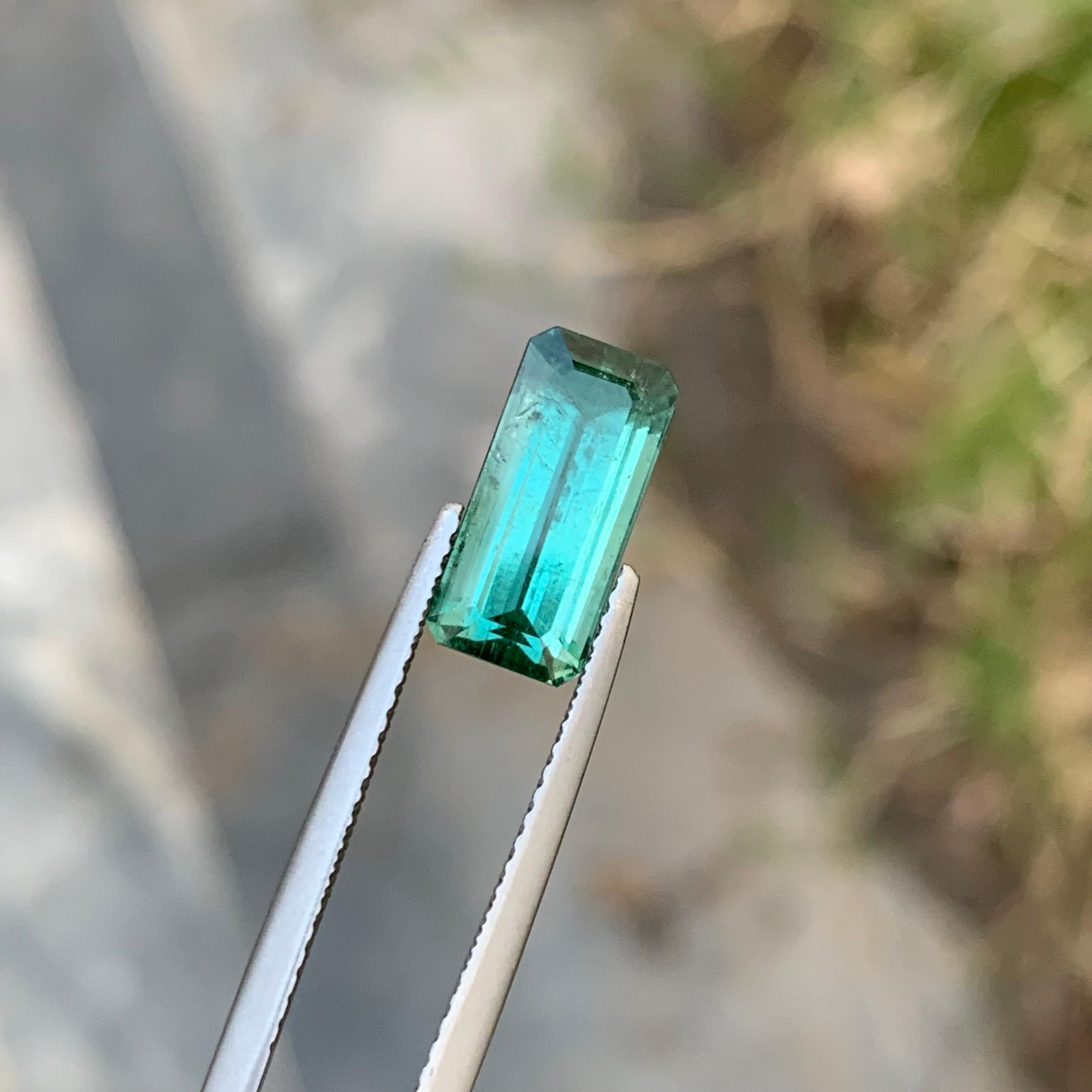 3,05 Karat natürlicher loser Lagoon-Turmalin in Smaragdform für Schmuck im Angebot 5