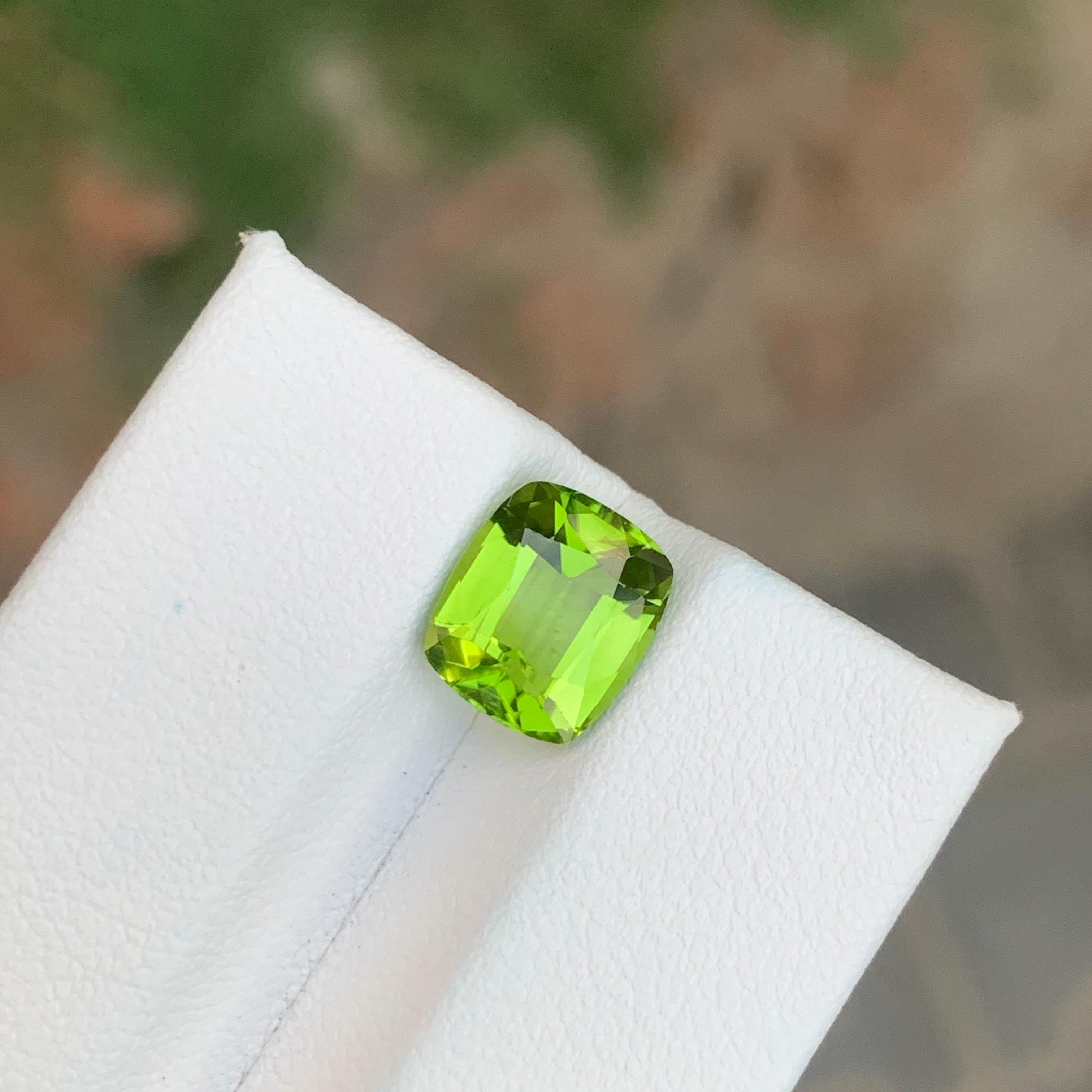 3.05 Carat Natural Loose Peridot Cushion Shape Gemstone For Sale 4
