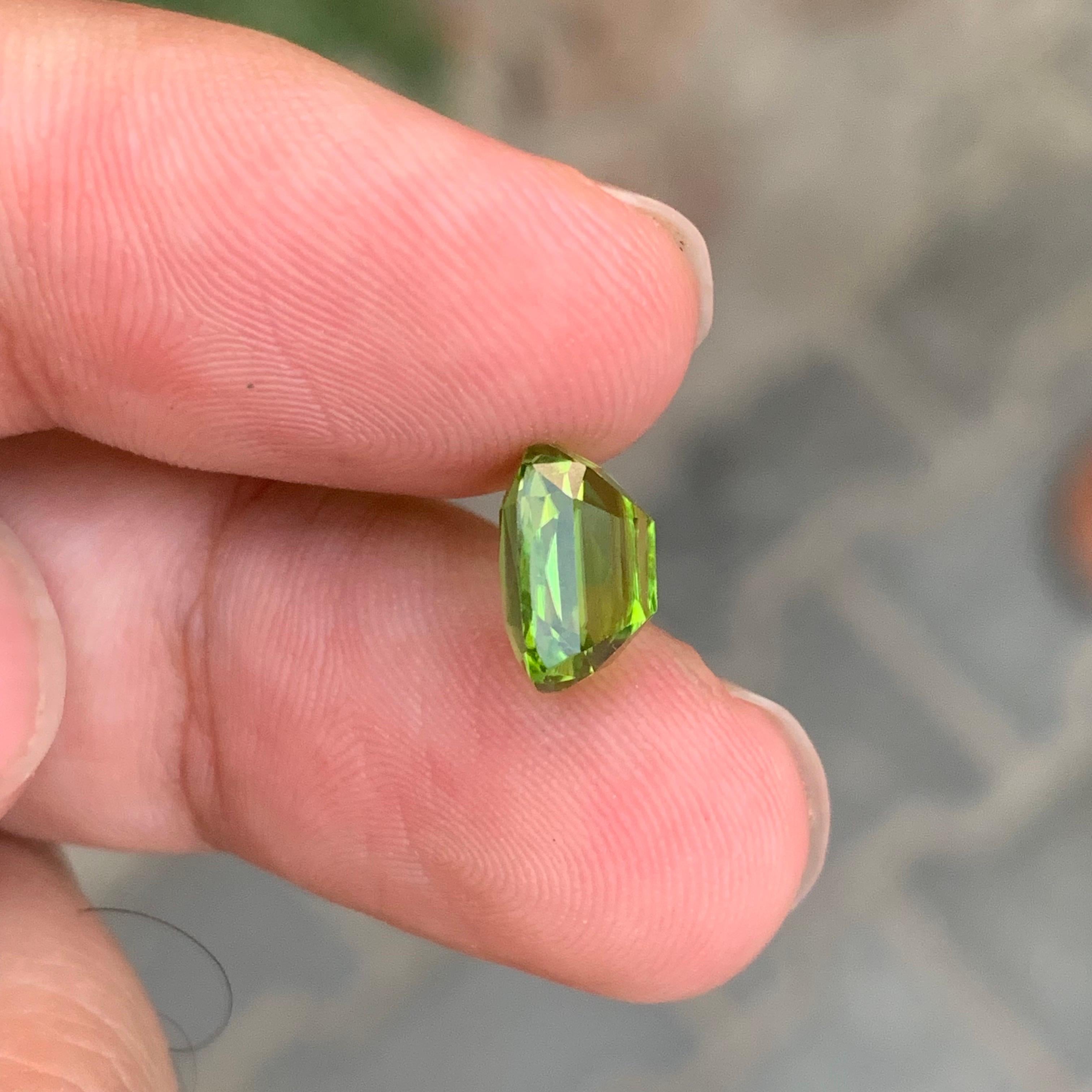 Women's or Men's 3.05 Carat Natural Loose Peridot Cushion Shape Gemstone For Sale