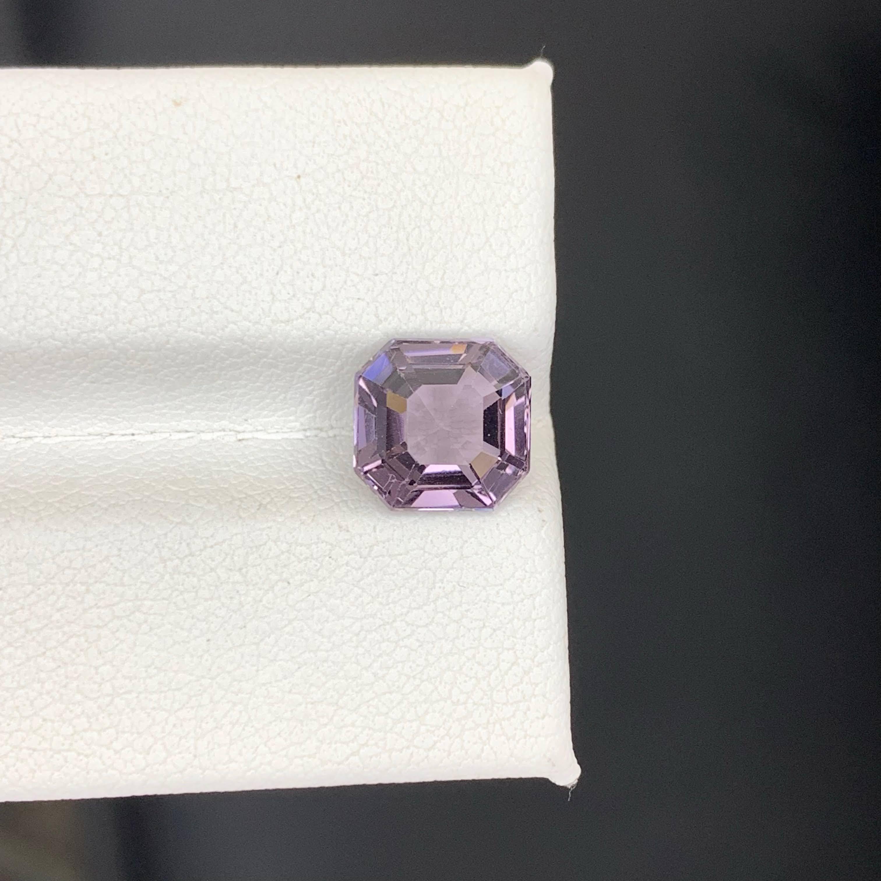 3,05 Karat Natürlicher Loser Lila Spinell Stein Asscher Schliff Tansanischer Edelstein im Angebot 3