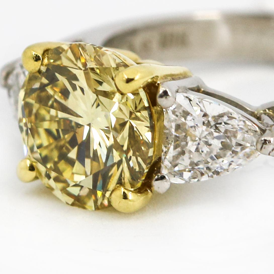 3.05 Carat Platinum GIA Certificate Fancy Yellow Diamond Engagement Ring In New Condition For Sale In Fort Lauderdale, FL