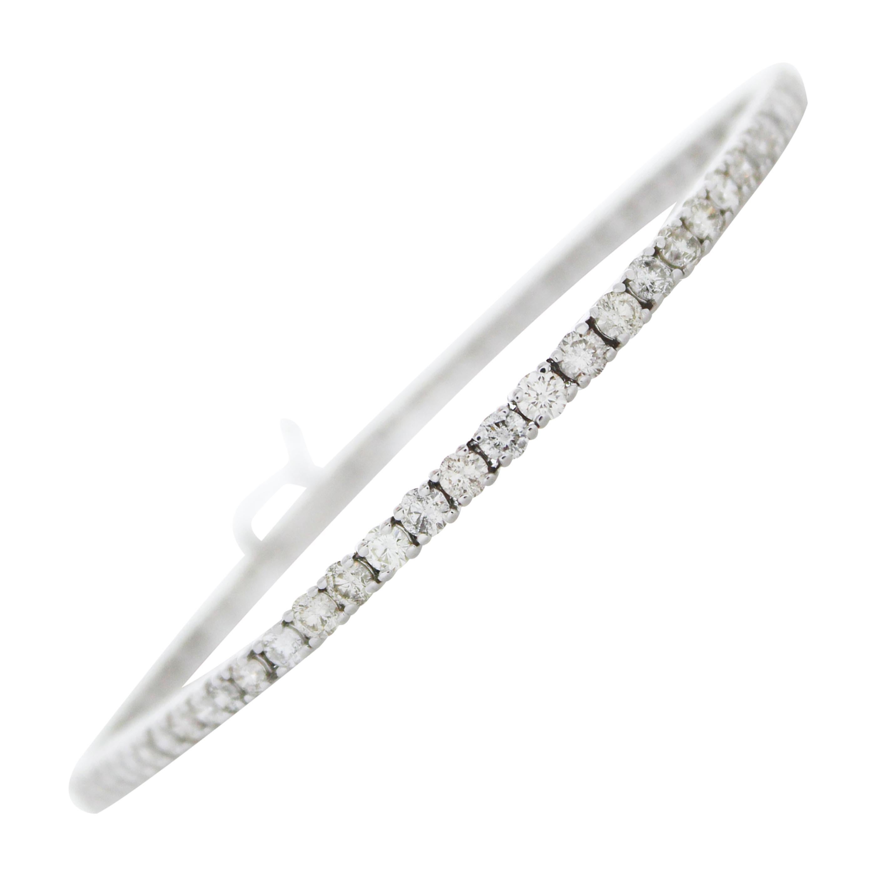 3.05 Carat Total Diamond Tennis Bracelet in 14 K White Gold For Sale