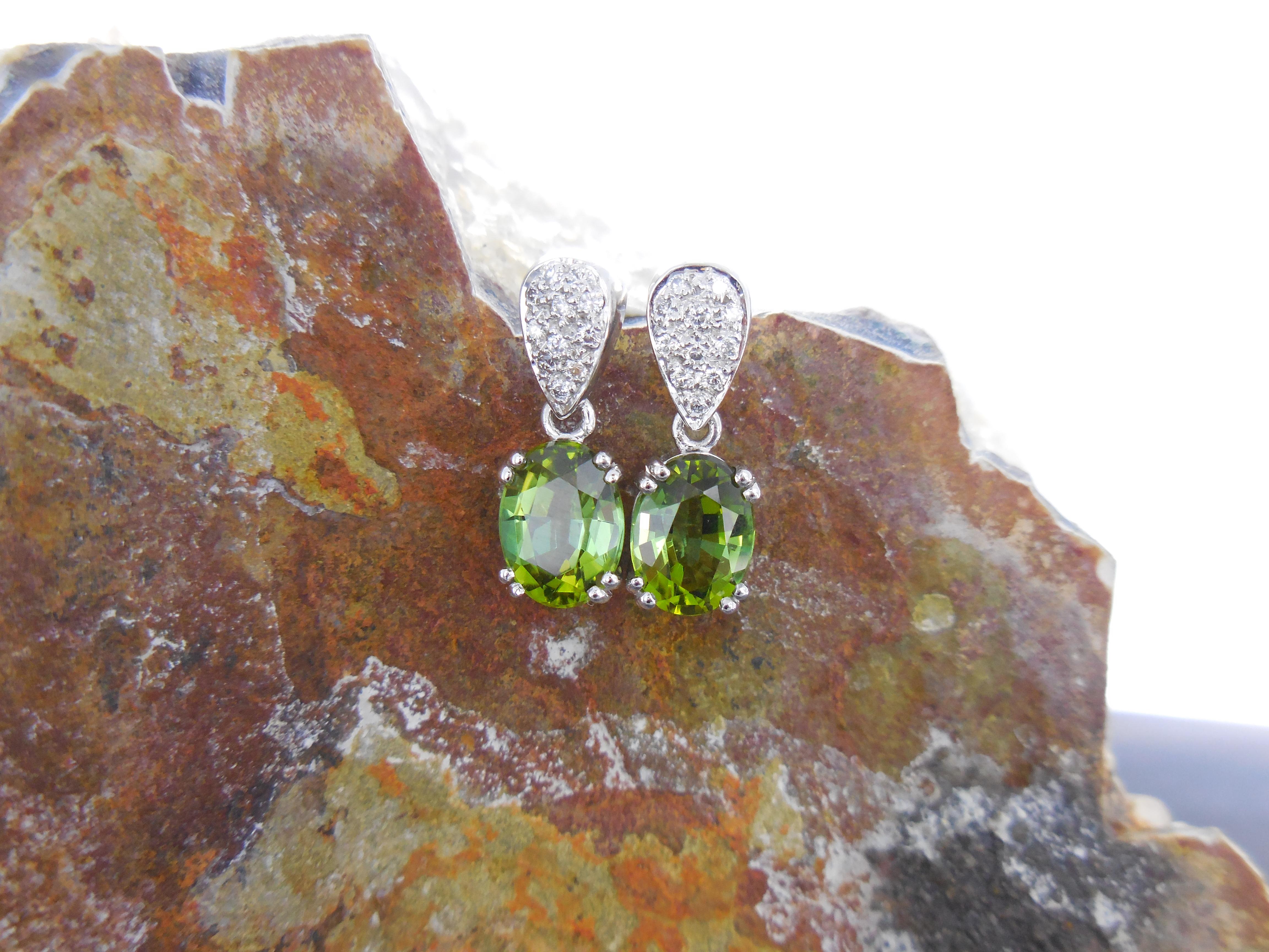 3.05 Carat Tourmaline Green Oval Diamond Pave Drop Earrings Natalie Barney In New Condition For Sale In Crows Nest, NSW