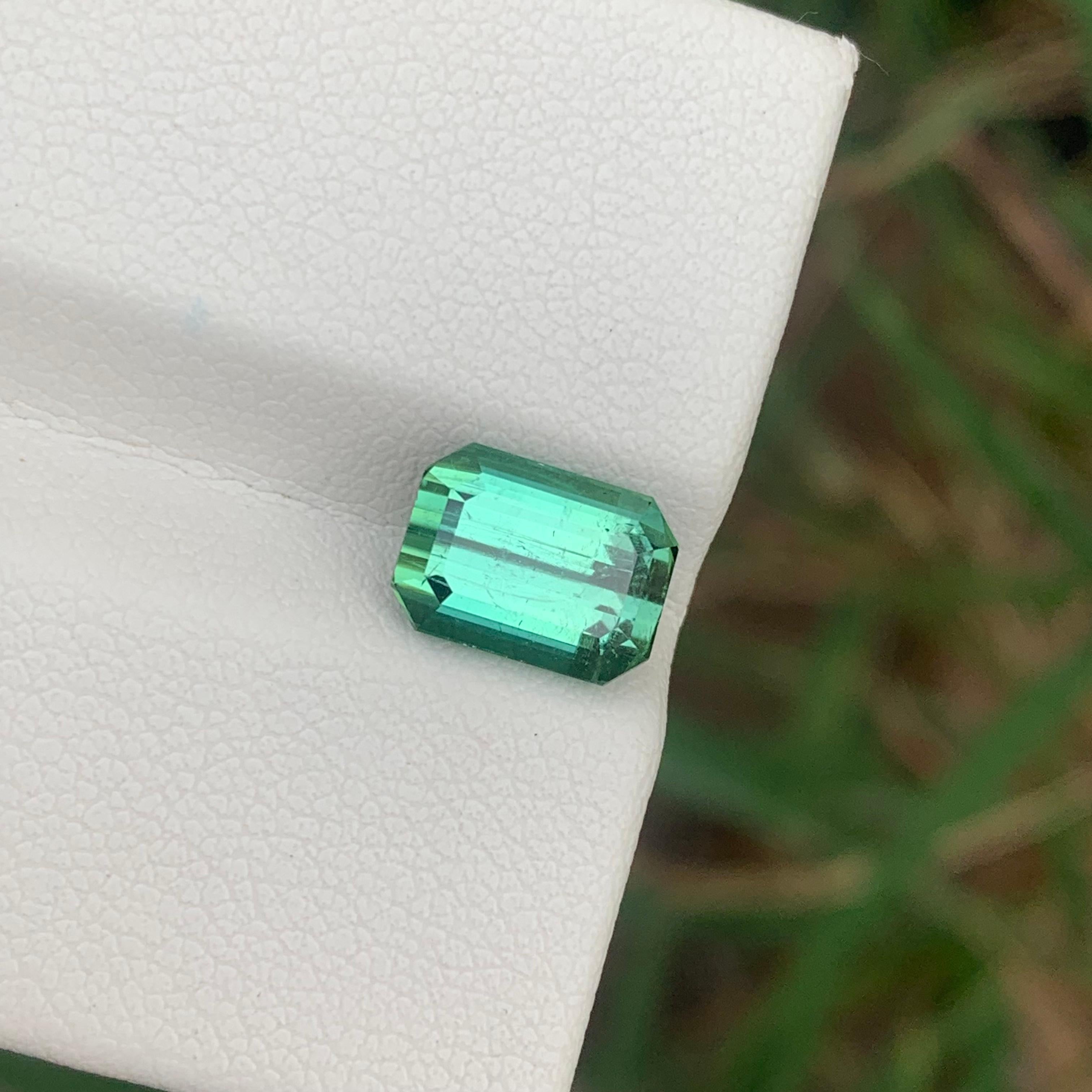 3.05 Cts Natural Loose Blueish Green Tourmaline Emerald Cut Ring Gemstone  In New Condition For Sale In Peshawar, PK