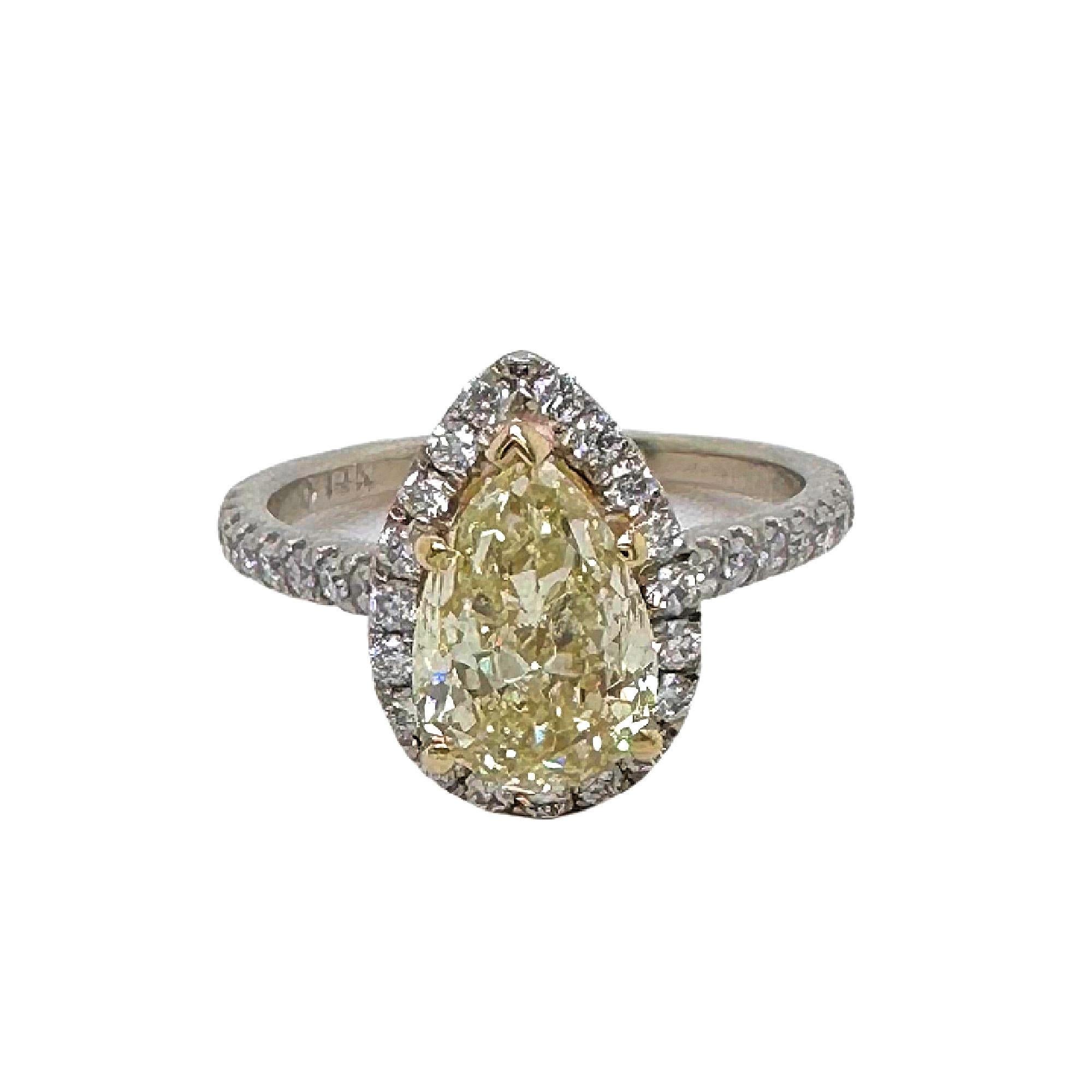 3.05tcw Pear Shape Natural FLBG Yellow SI2 Halo Diamond Engagement Ring In Excellent Condition For Sale In San Diego, CA