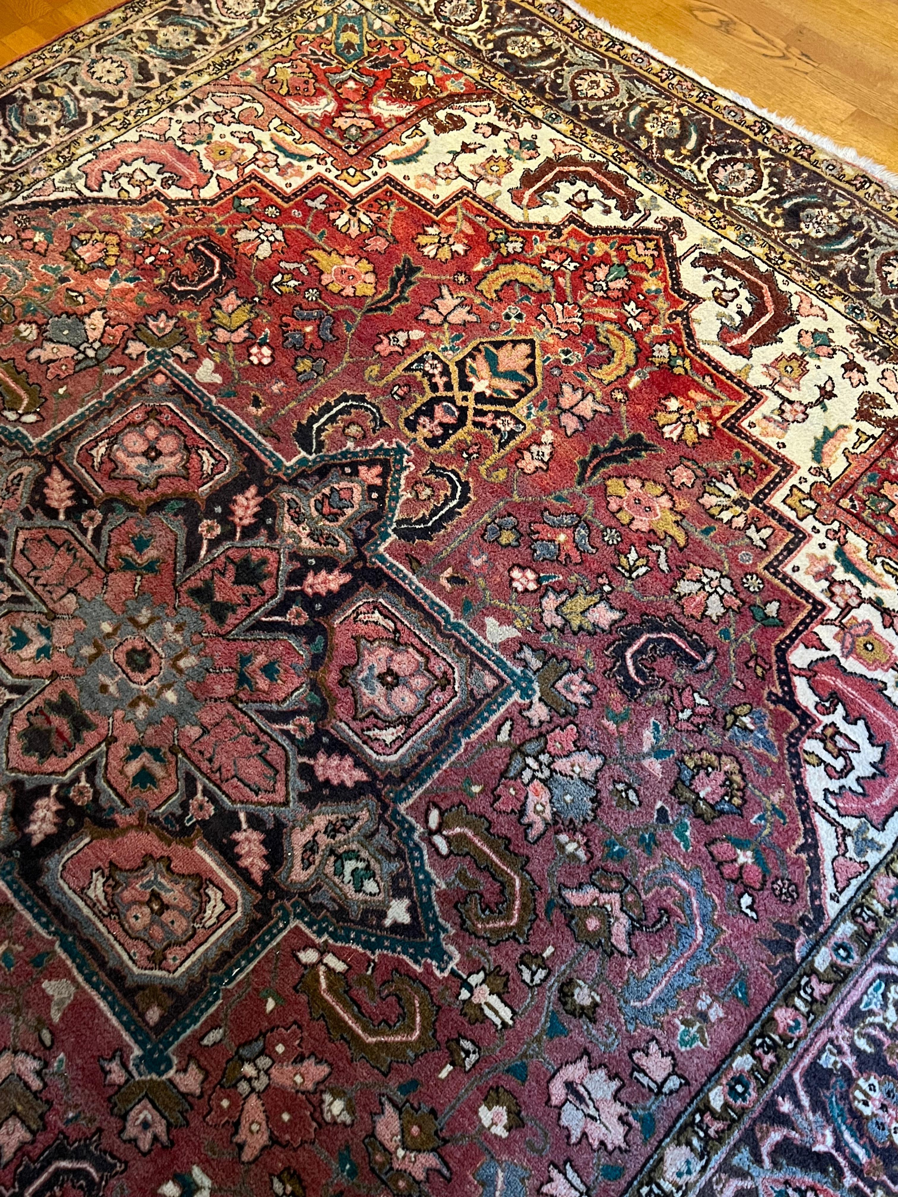 305x240 cm Tappeto persiano Hariz di grandi dimensioni, annodato a mano in lana in vendita 6