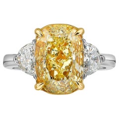 3.06 Karat Cushion Statement Fancy Gelb Kronenwürdige Rarität Diamantring