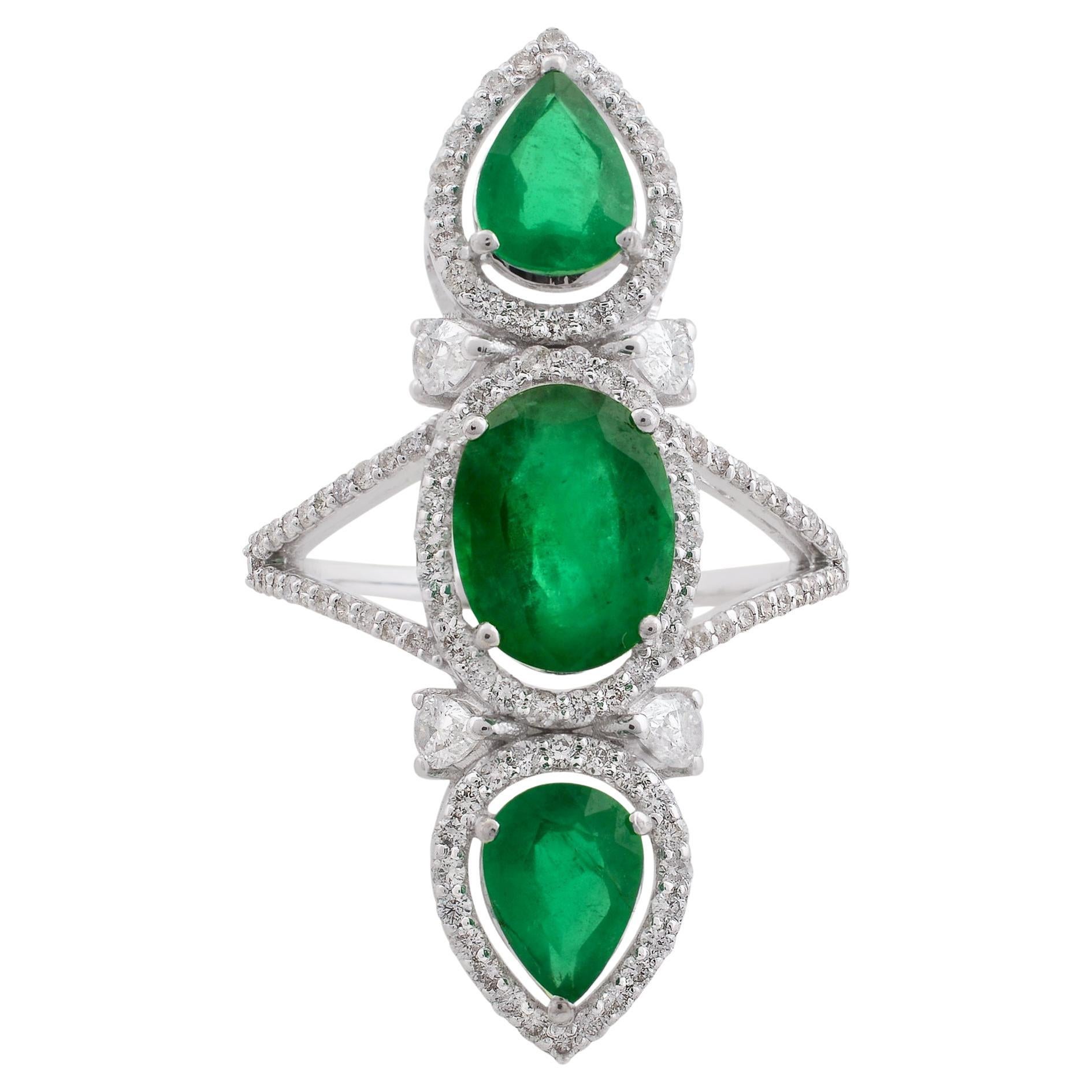 3,06 Karat Smaragd Ring 0,97 Karat SI/H Diamant Pave 18 Karat Weißgold Schmuck im Angebot