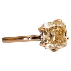 3.06 ct Fancy Yellow Cushion Diamond Ring in Rose Gold, Side Diamonds