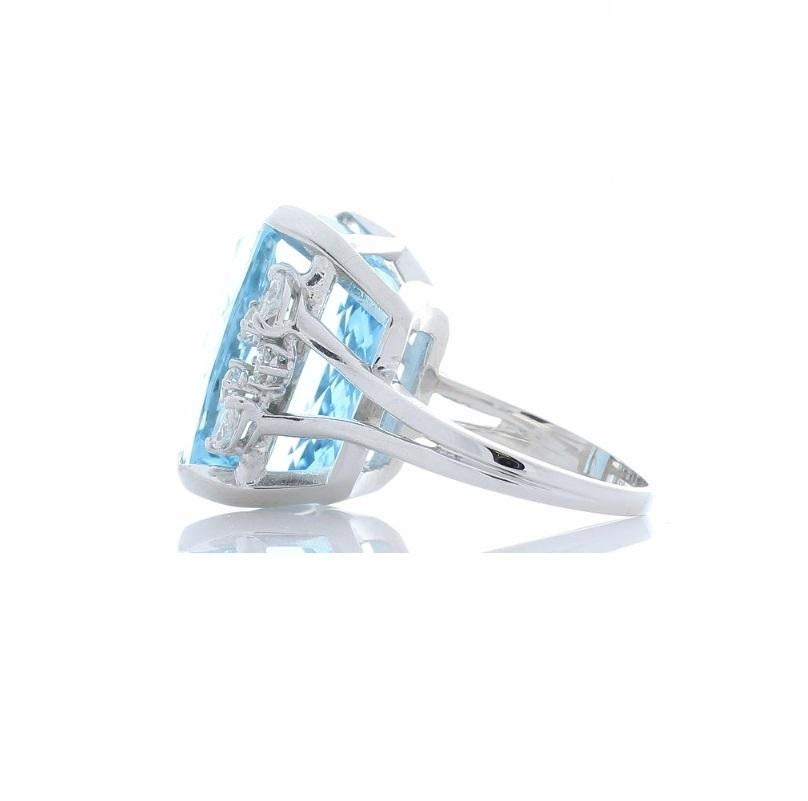 30.63 Carat Emerald Cut Aquamarine And Diamond Cocktail Ring In 18K White Gold 1