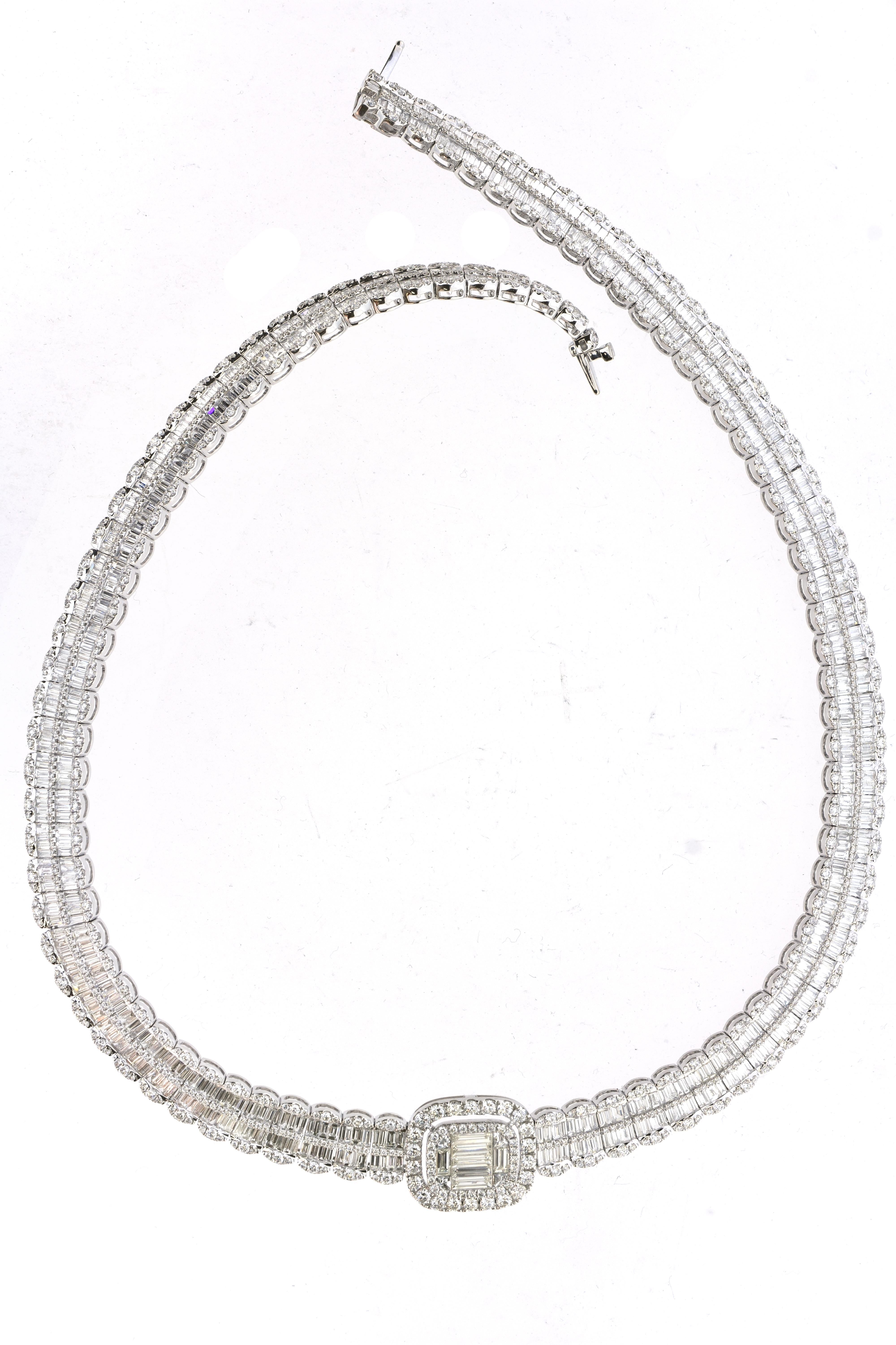 30.68 Carat Baguette Diamond Necklace In New Condition In New York, NY