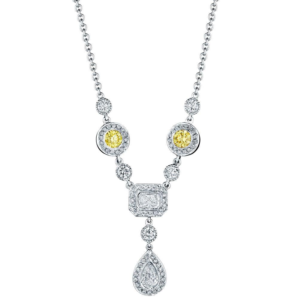 3.06ct Multi Shape Diamond Necklace in 18KT Gold In New Condition For Sale In New York, NY