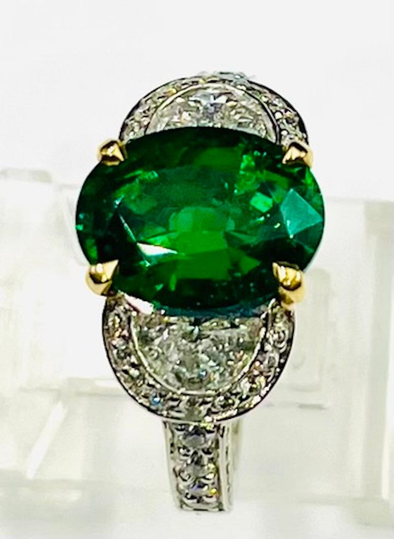 Contemporary 3.06Ct Very Fine Oval Brilliant Zambian Emerald Ring  For Sale