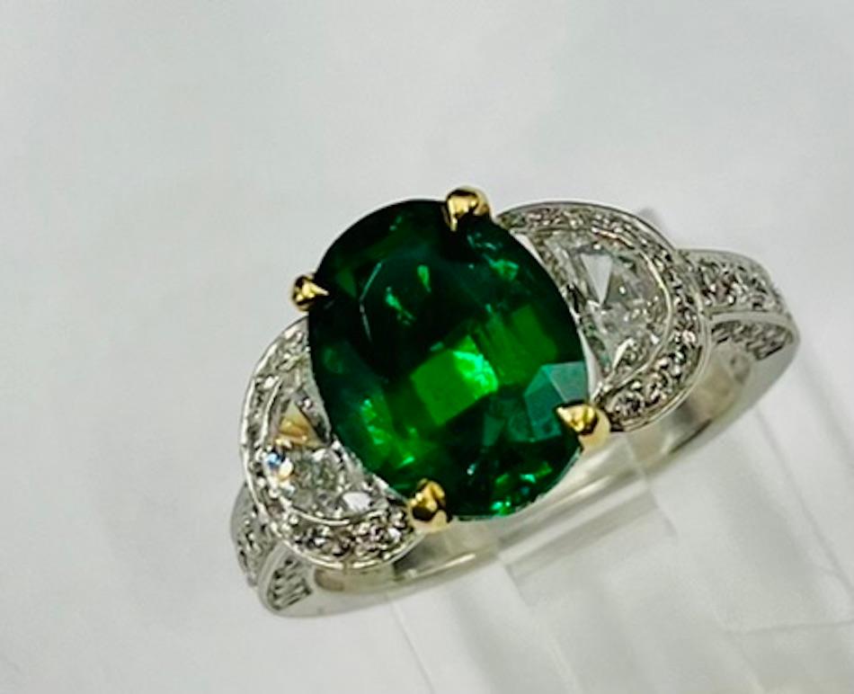 3.06Ct Very Fine Oval Brilliant Zambian Emerald Ring  In New Condition For Sale In San Diego, CA