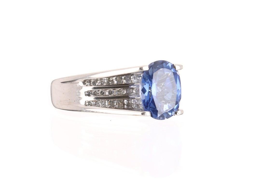 Taille ovale Bague cocktail en tanzanite bleue naturelle et diamants de 3,06 carats en vente