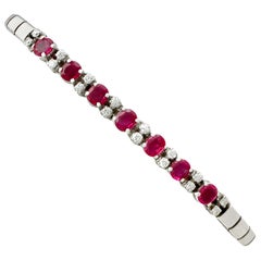 3.07 Carat and Diamond White Gold Bracelet Circa 1970