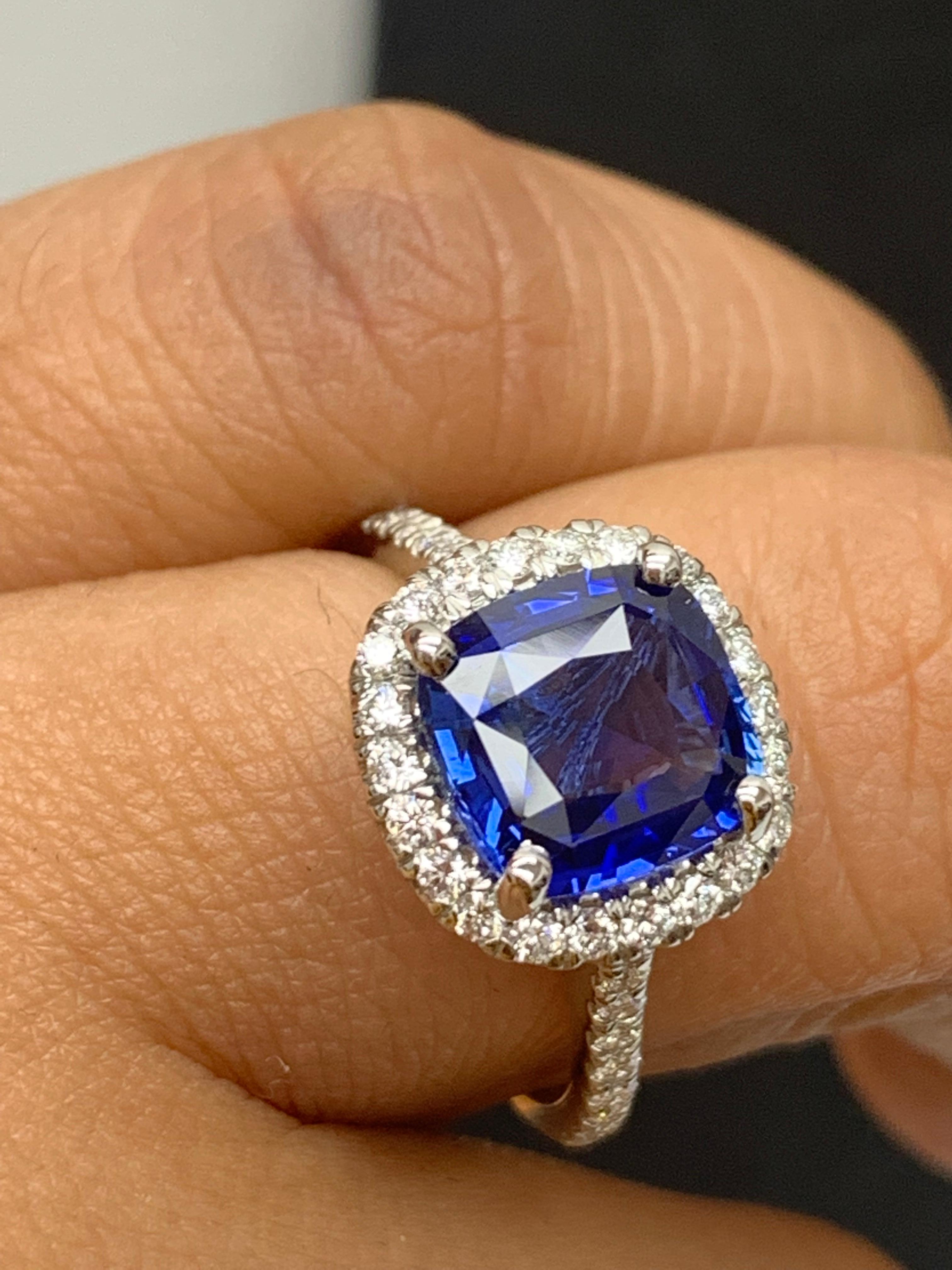 3.07 Carat Cushion Cut Sapphire and Diamond Halo Ring in Platinum For Sale 6