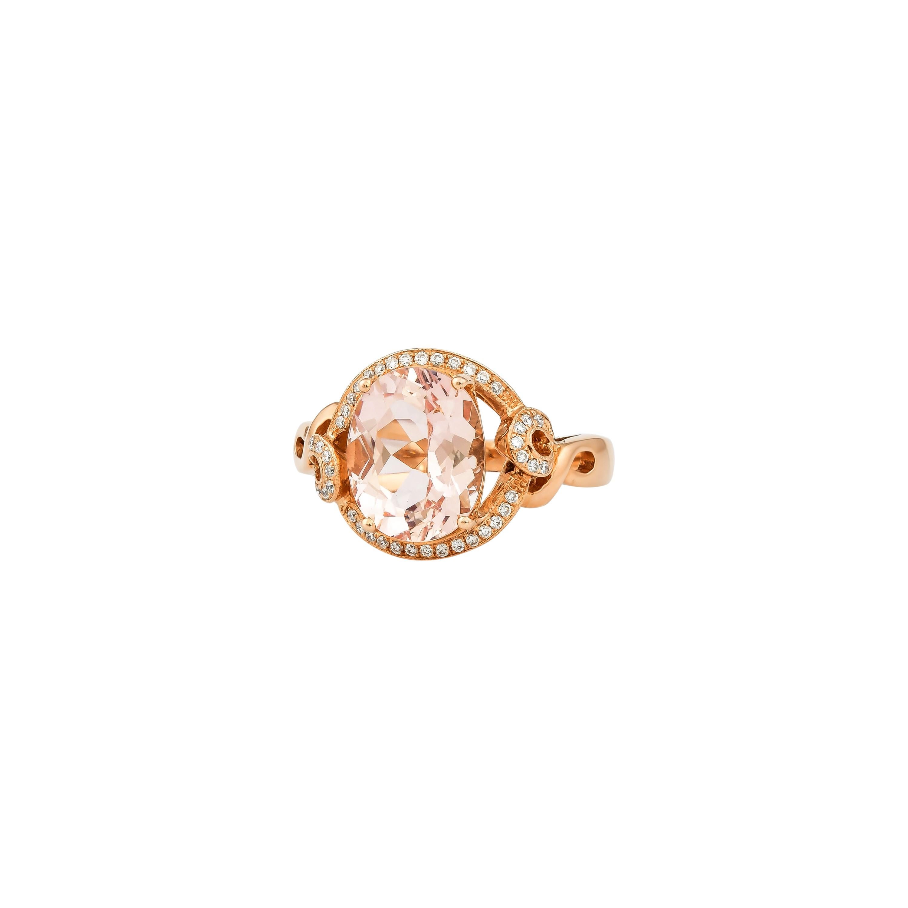 Oval Cut 3.07 Carat Morganite and Diamond Ring in 18 Karat Rose Gold For Sale