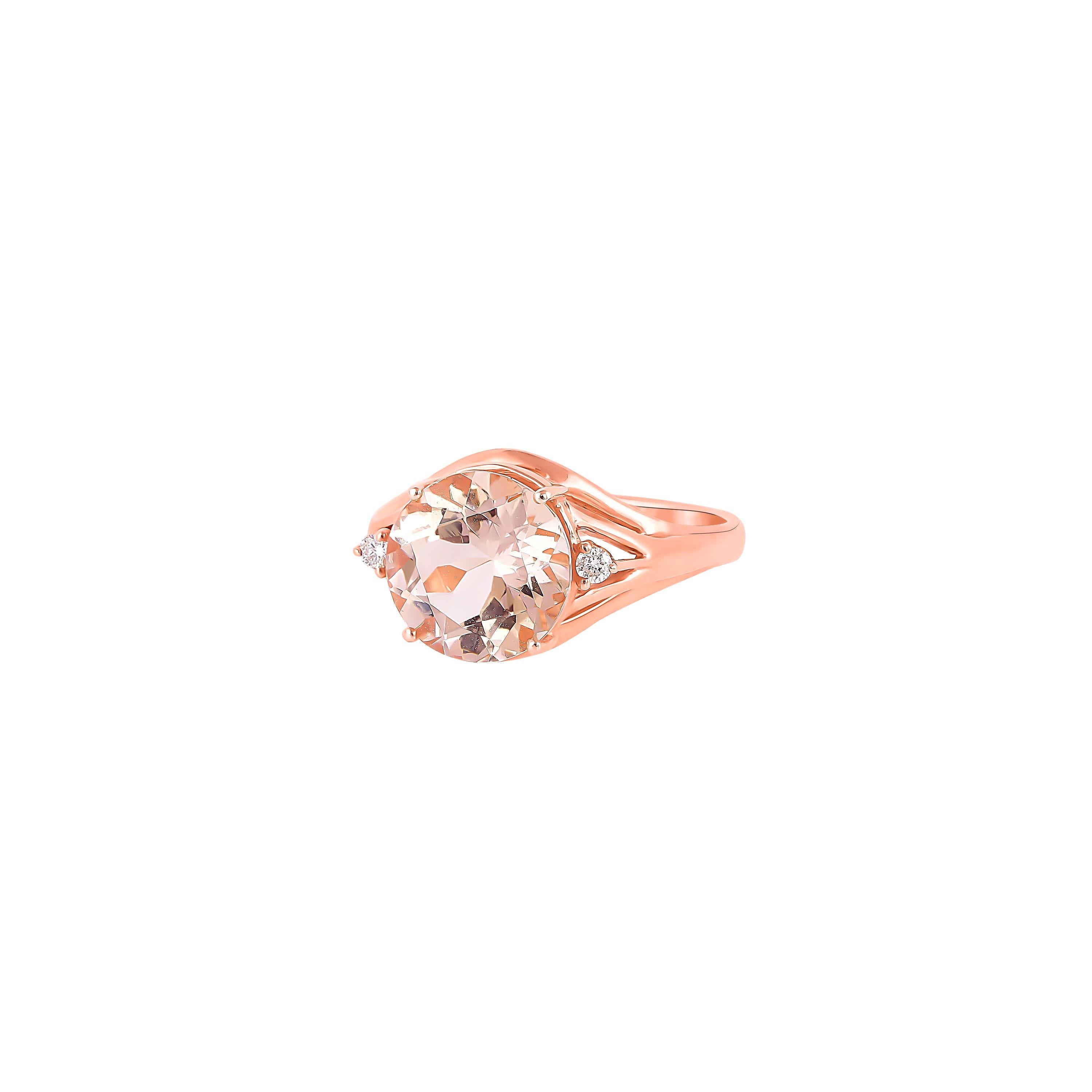Round Cut 3.07 Carat Morganite and Diamond Ring in 18 Karat Rose Gold For Sale