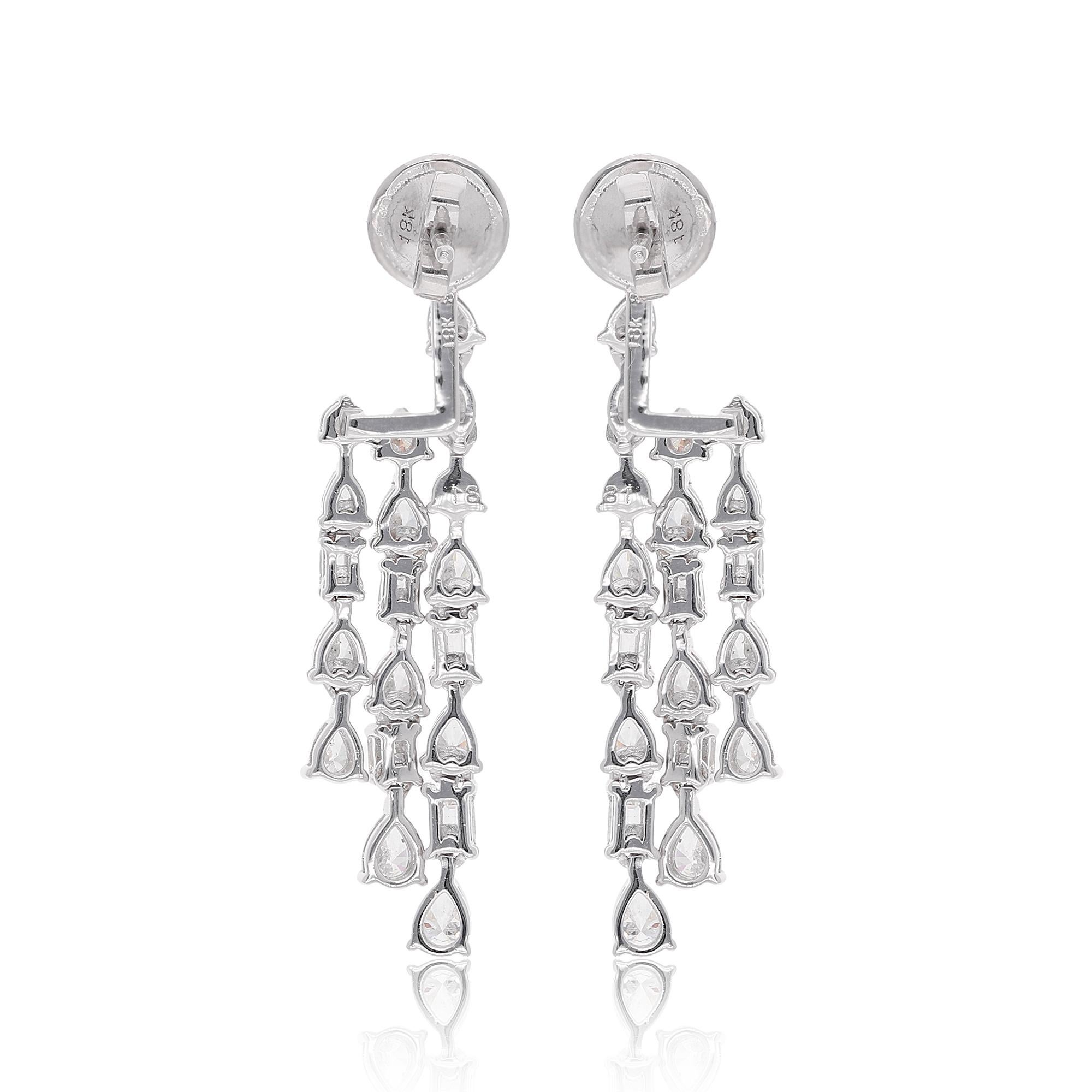 3.07 Carat Pear Emerald Cut Diamond Dangle Earrings 14 Karat White Gold Jewelry In New Condition For Sale In Diera, Dubai