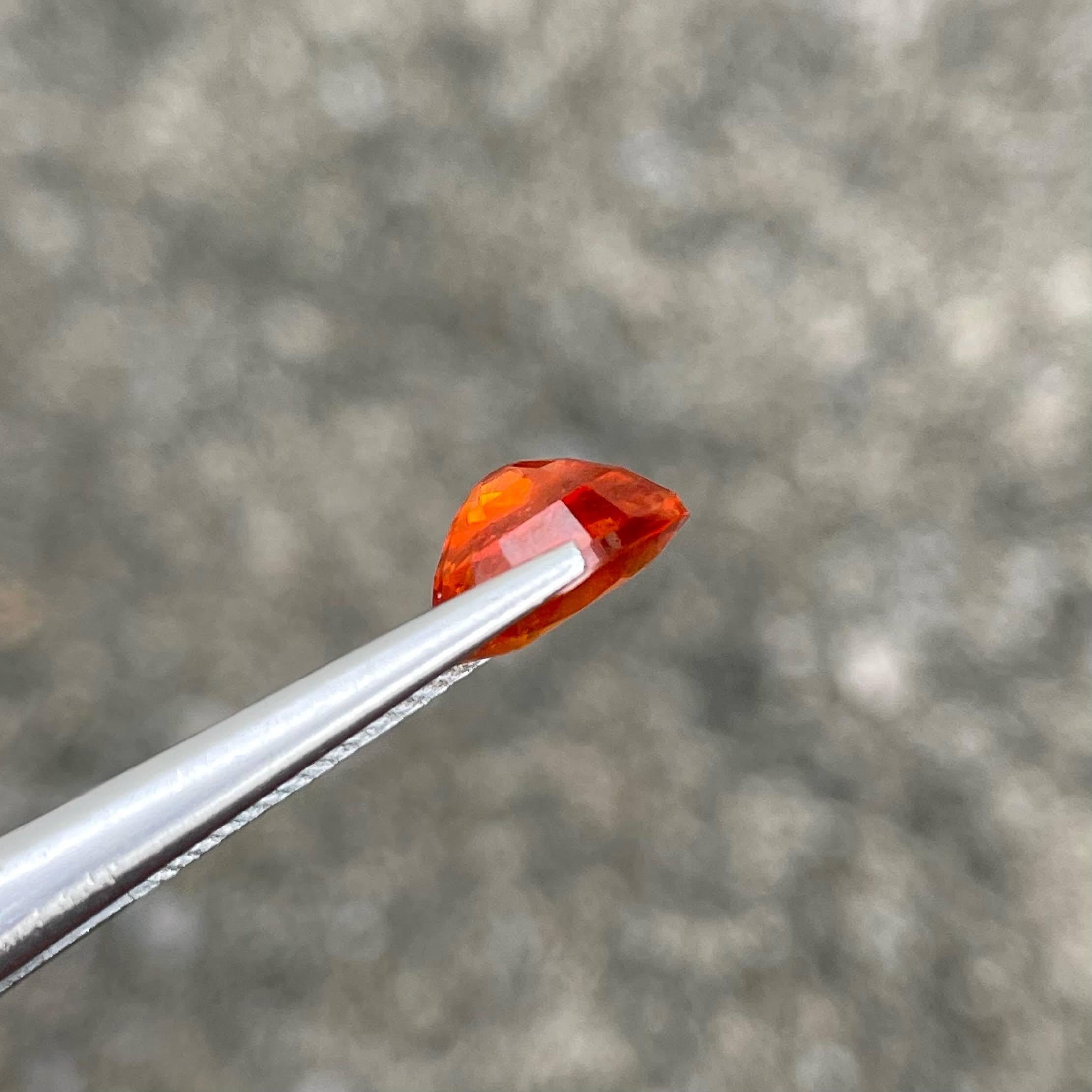 3,07 carati di granato rosso spessartite pietra taglio ovale gemma naturale nigeriana In condizioni Nuovo in vendita a Bangkok, TH