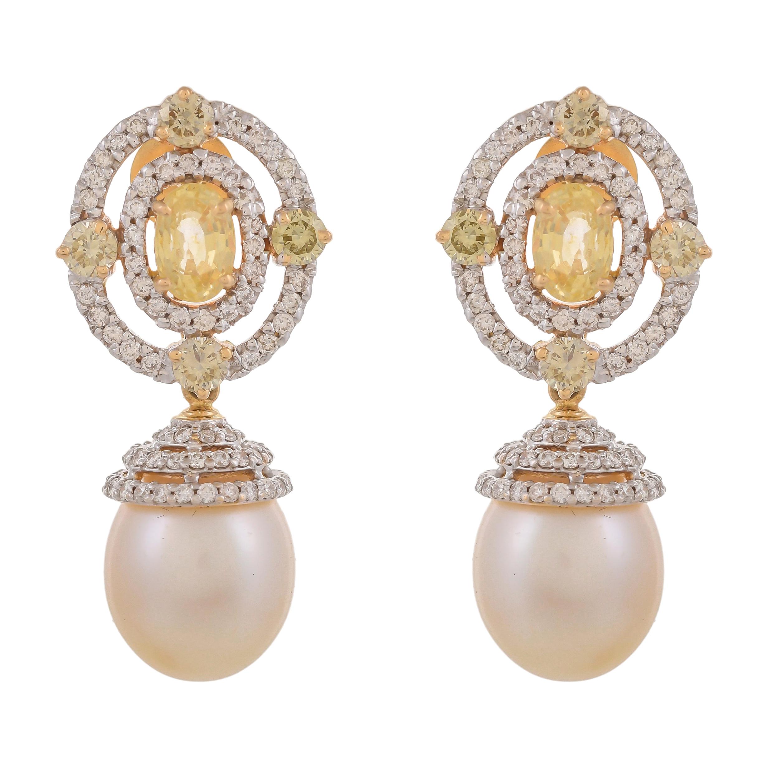 3.07 Carat Sapphire South Sea Pearl Diamond 18 Karat Yellow Gold Earrings