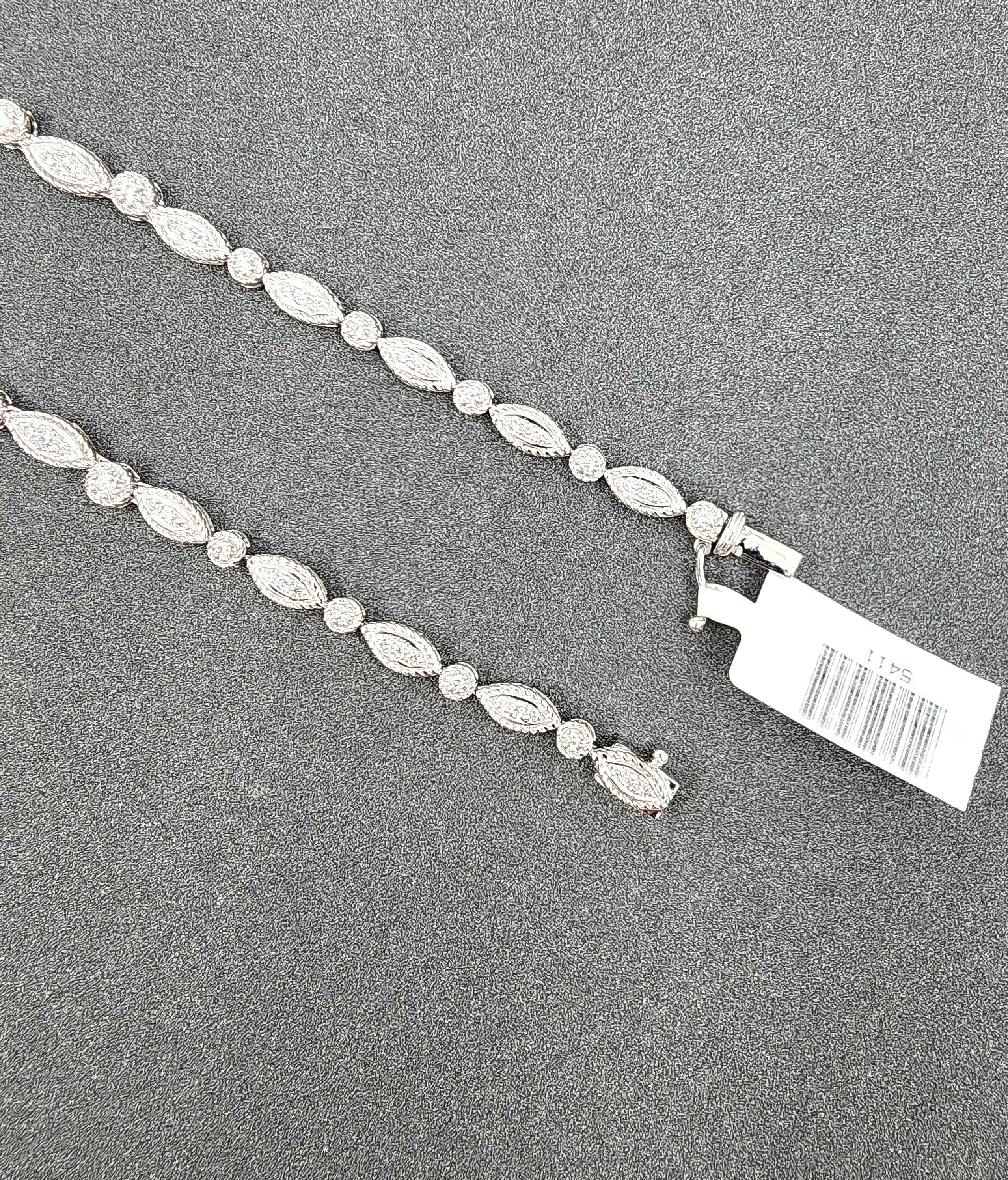 Collana con diamanti da 3,07 carati in vendita 2