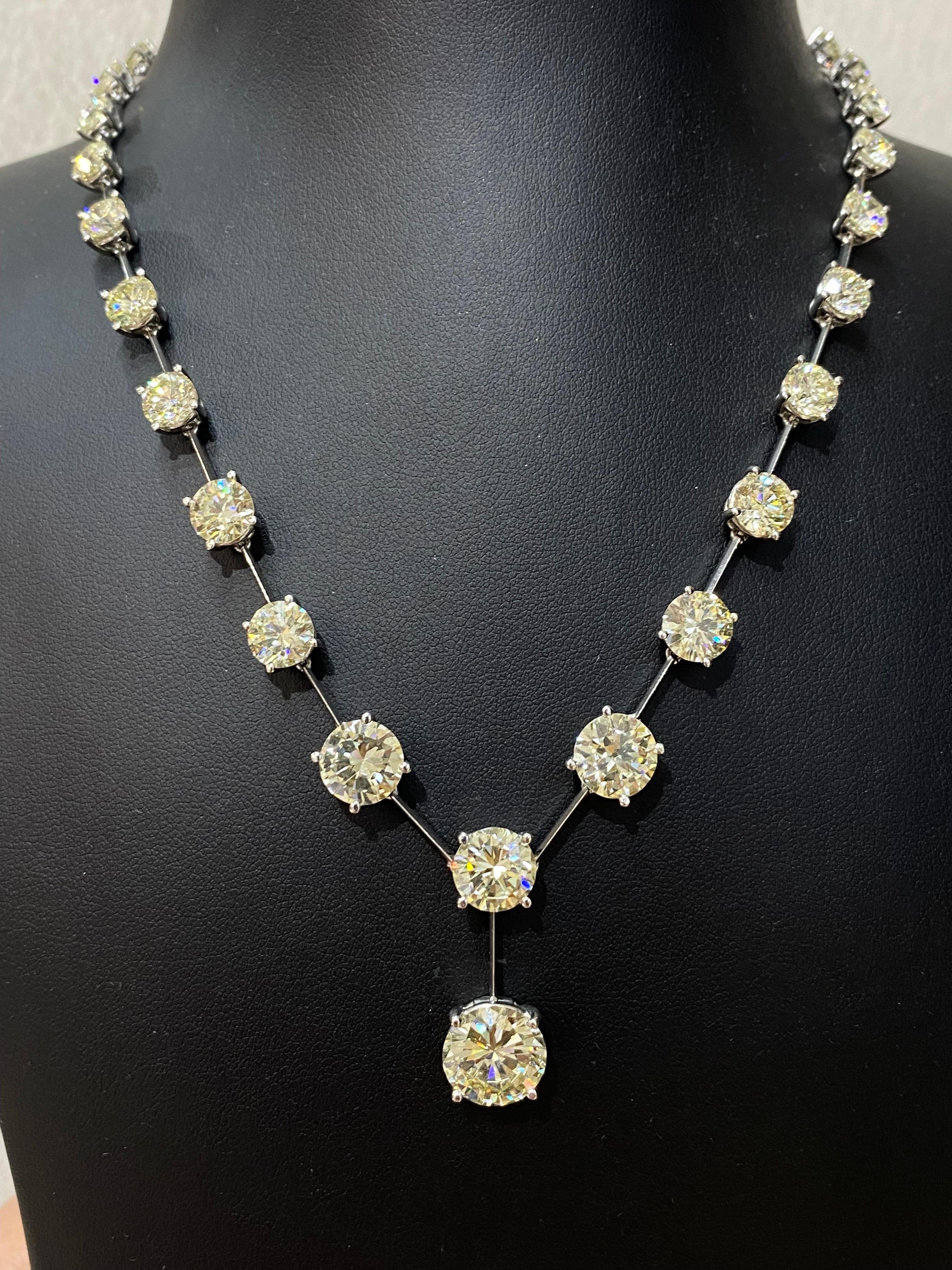 Brilliant Cut 30.72 Carat Solitaire Diamond Necklace For Sale