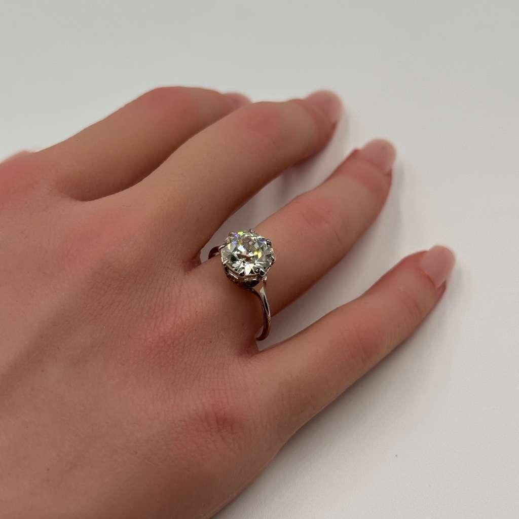 3.08 Carat Diamond Platinum Ring For Sale 4
