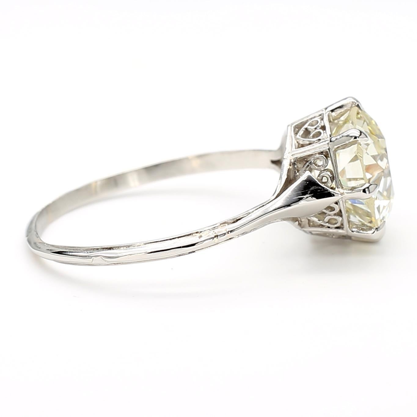 Art Deco 3.08 Carat Diamond Platinum Ring For Sale