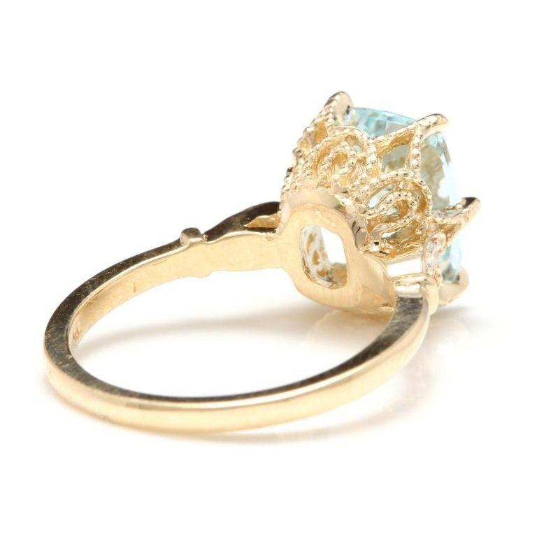 3,08 Karat beeindruckender Ring aus 14 Karat Gelbgold mit natürlichem Aquamarin und Diamant im Zustand „Neu“ im Angebot in Los Angeles, CA
