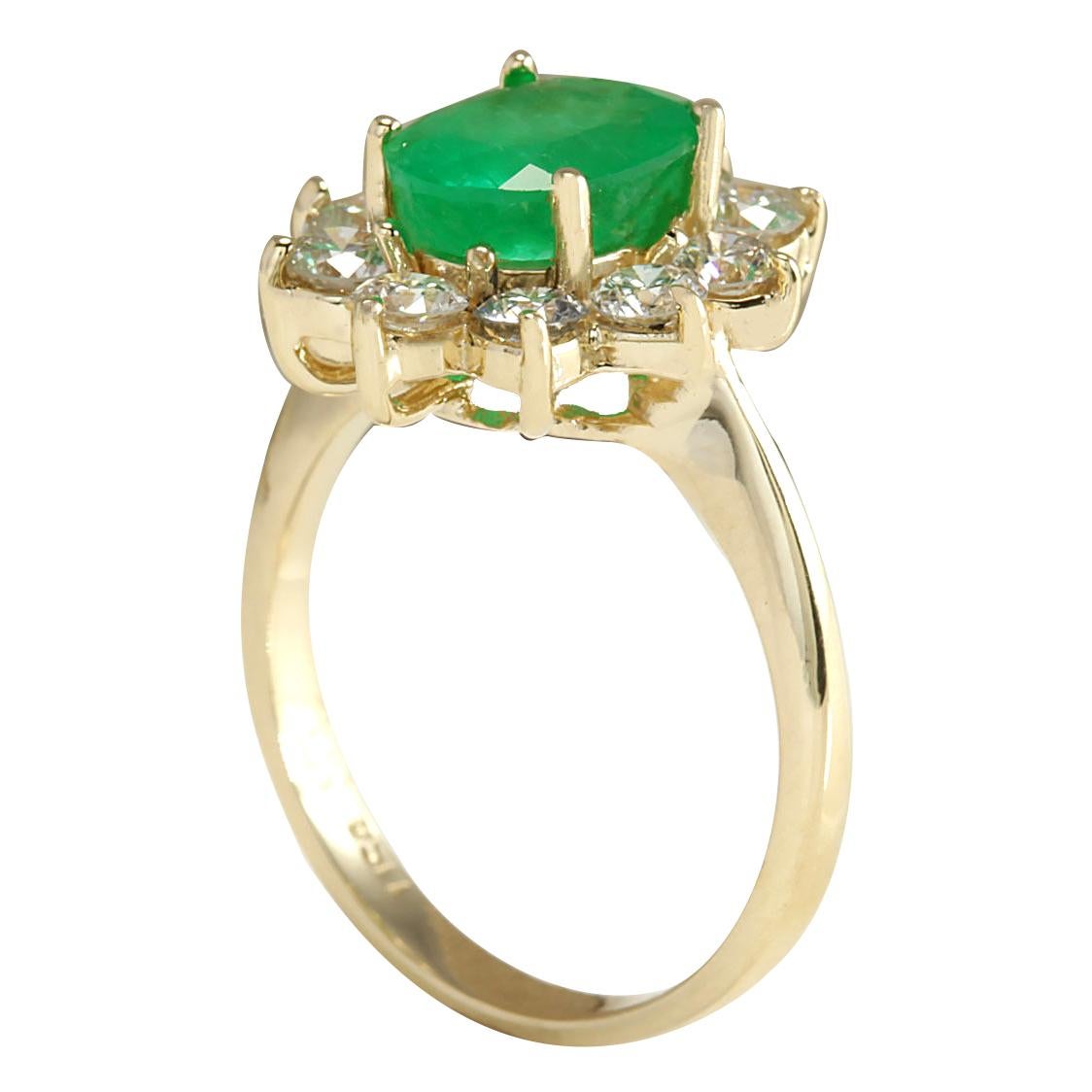 3.08 Carat Natural Emerald 18 Karat Yellow Gold Diamond Ring In New Condition For Sale In Los Angeles, CA