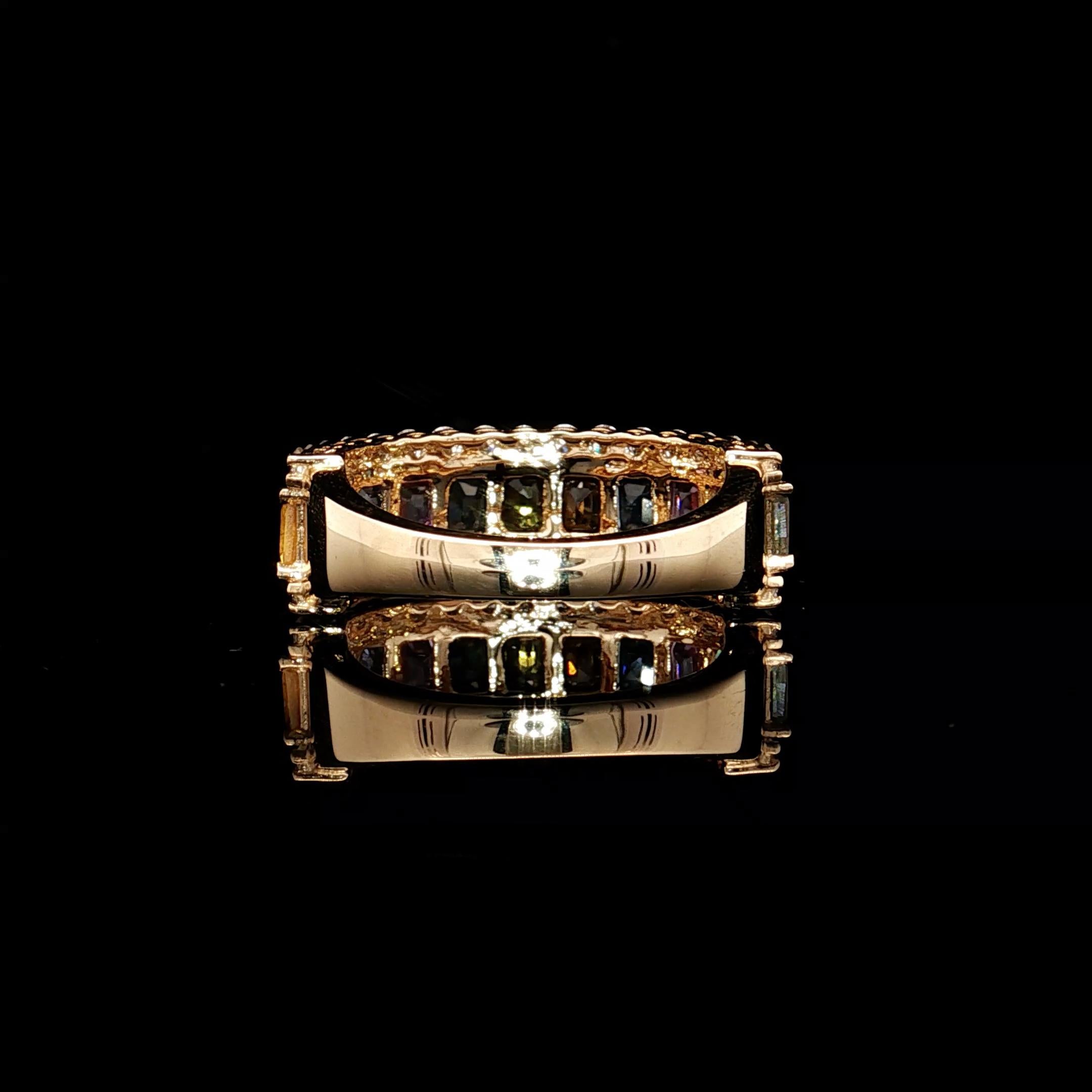 Bague à diamant saphir multicolore naturel de 3,08 carats Neuf - En vente à บางรัก, TH