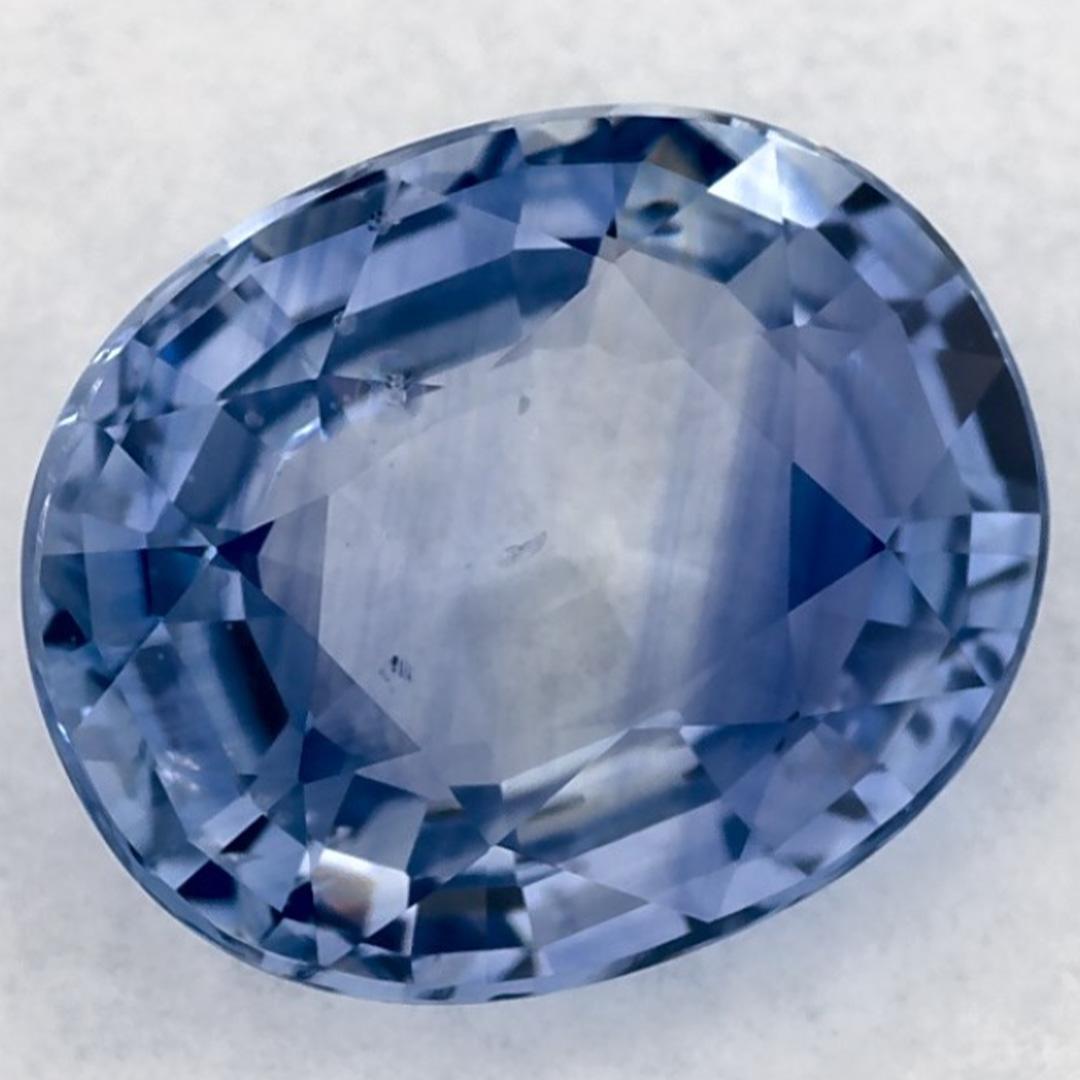 Una piedra de nacimiento de septiembre muy preciosa con un encantador color azul. Se cree que traen buena suerte y fortuna a la vida.

Explora la vibrante colección de esmeraldas, rubíes y zafiros de nuestra tienda, disponibles como gemas sueltas y