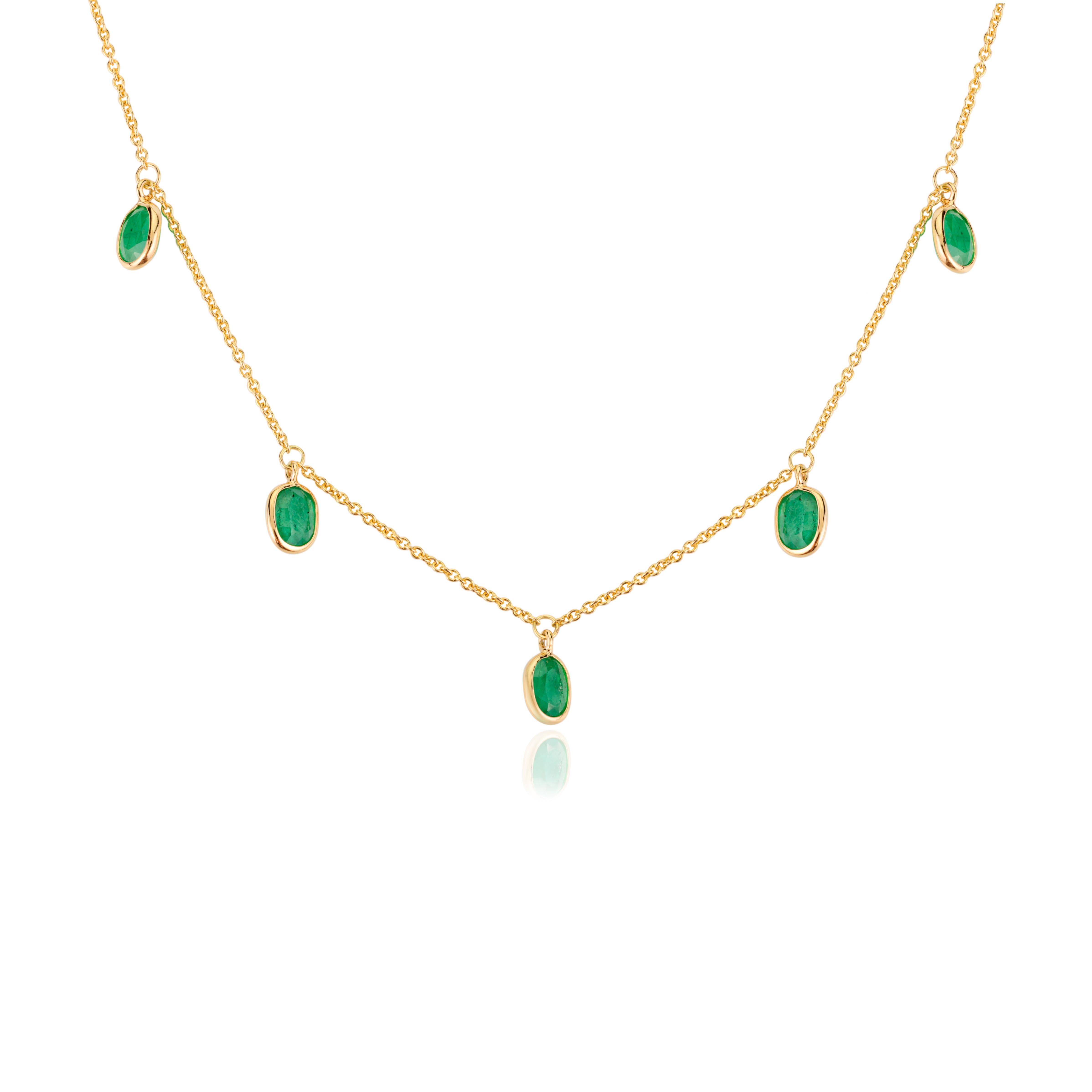 3.08 Ct. Deep Emerald Charm Necklace 14k Yellow Gold Fine Jewelry Gift For Women In New Condition For Sale In New York, NY