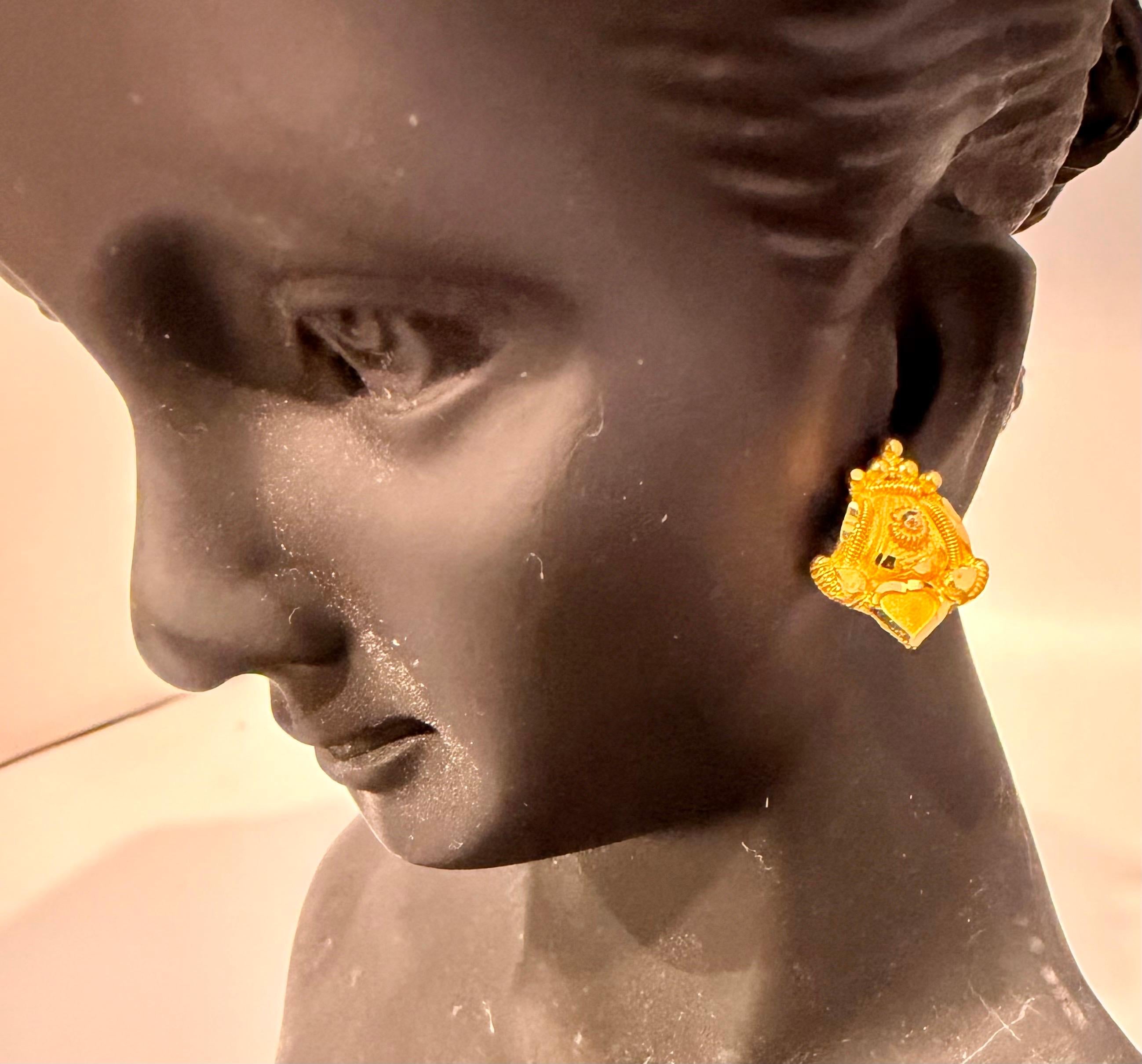 30.8 Gm 22 Kilates Oro Amarillo Pendiente , Pulsera y Cadena + Colgante Suite Nupcial en venta 6